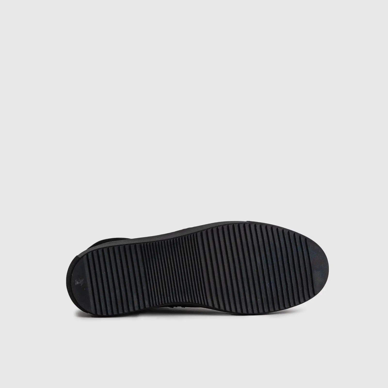 Statement Hi Top Sneakers 5024