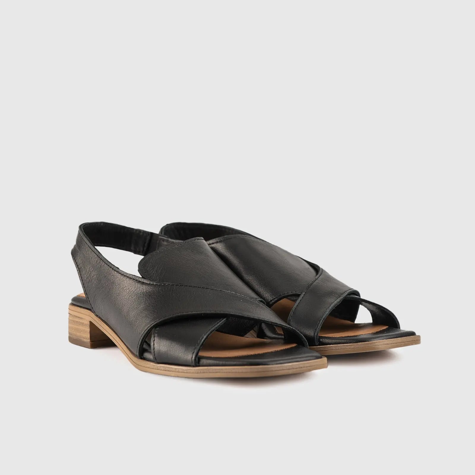 Leather Comfort Block Heel Sandal 8516 Black