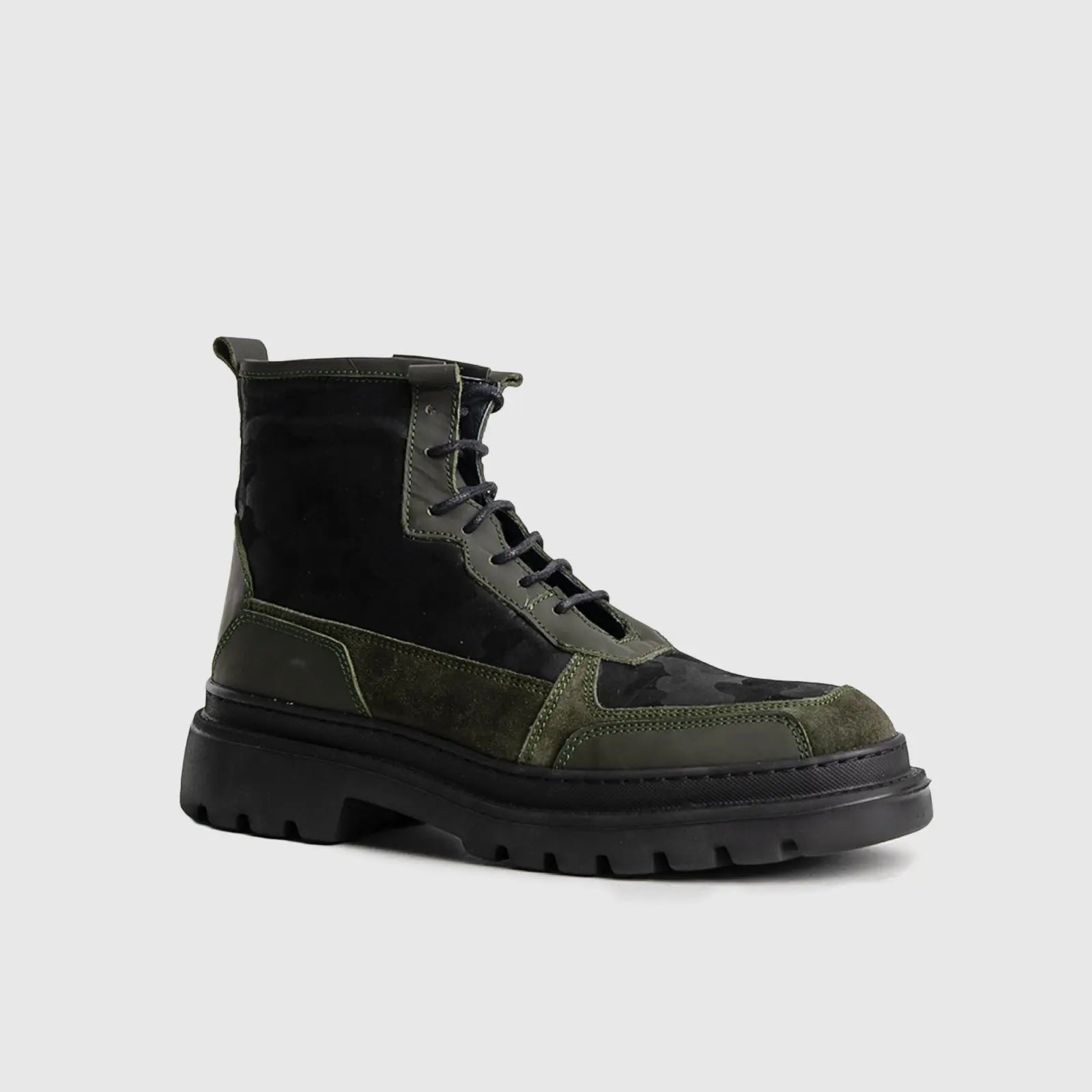 Statement Combat Boots 5114-2