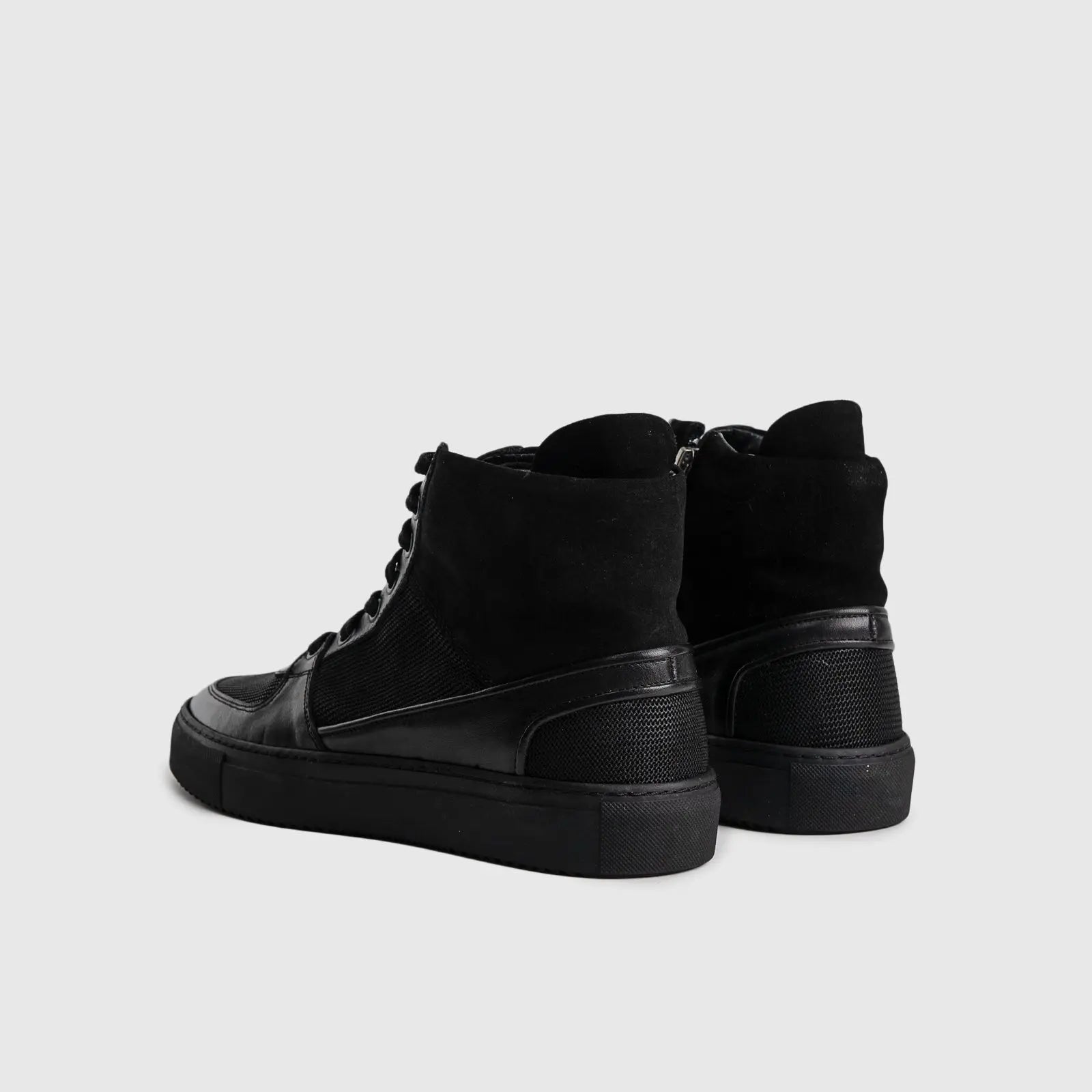 Statement Hi Top Sneakers 5024