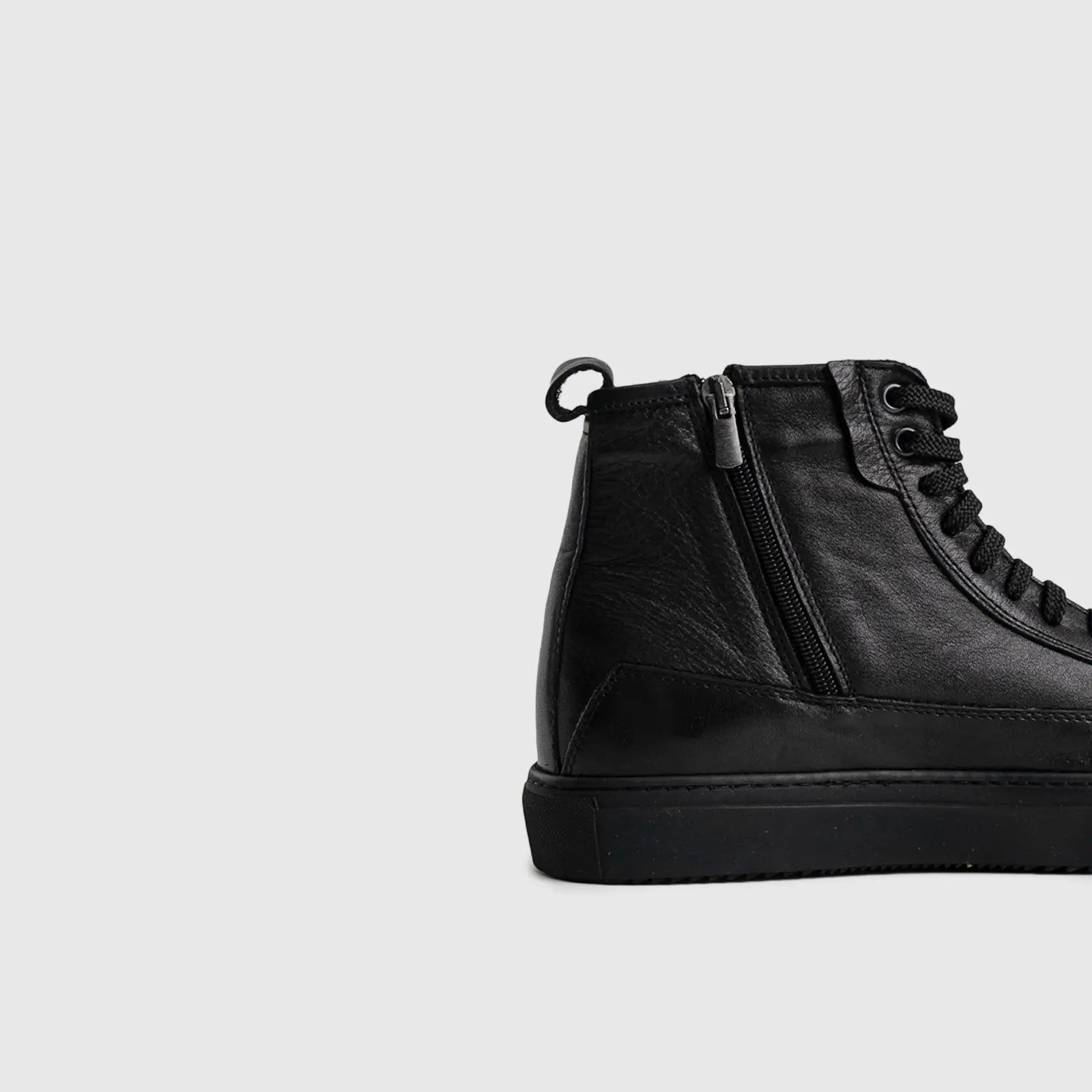 Statement Hi Top Sneakers 5065-2