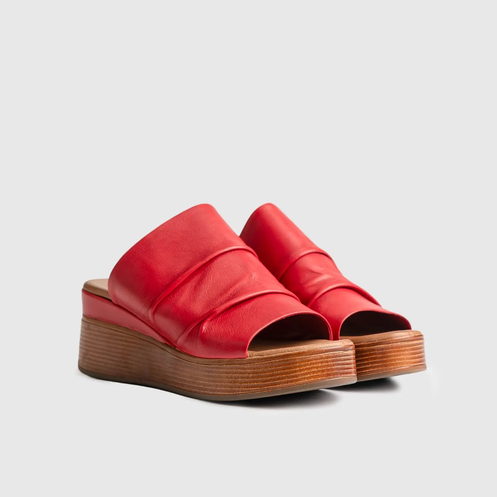 Leather Comfort Wedges Red 8501