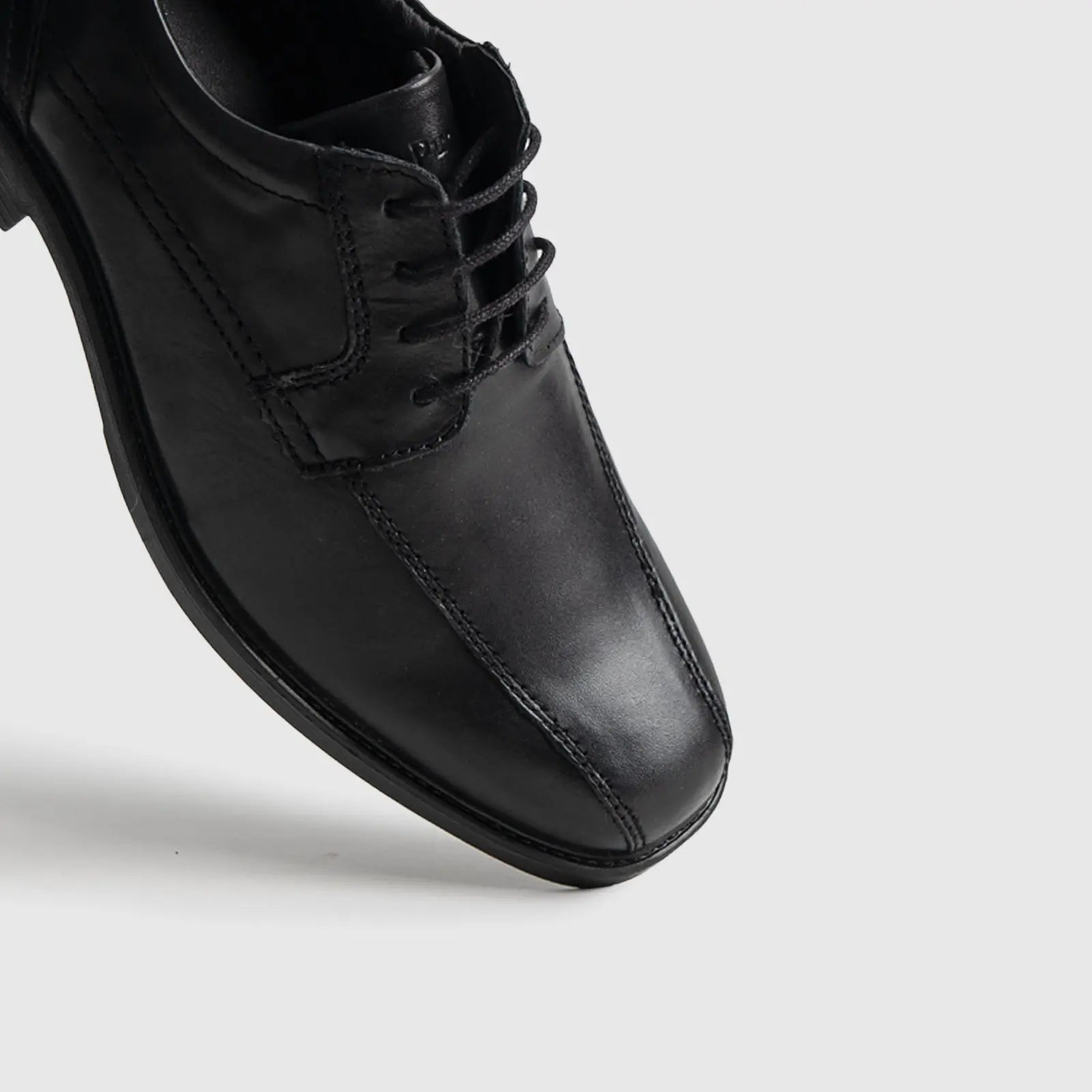 Pisces Comfort Oxfords