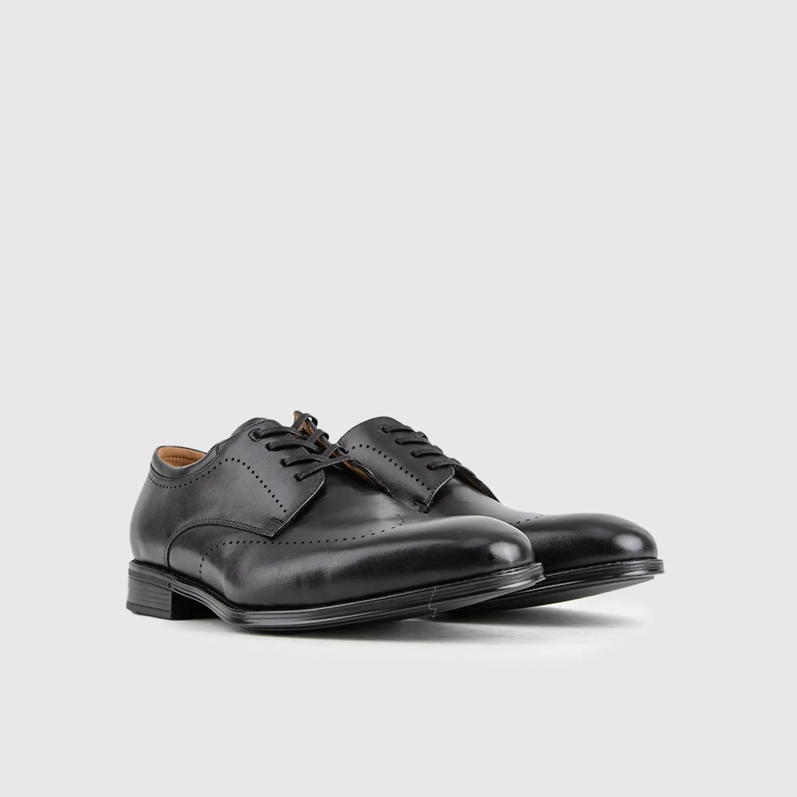 FLORSHEIM AMELIO PERF WING BLACK