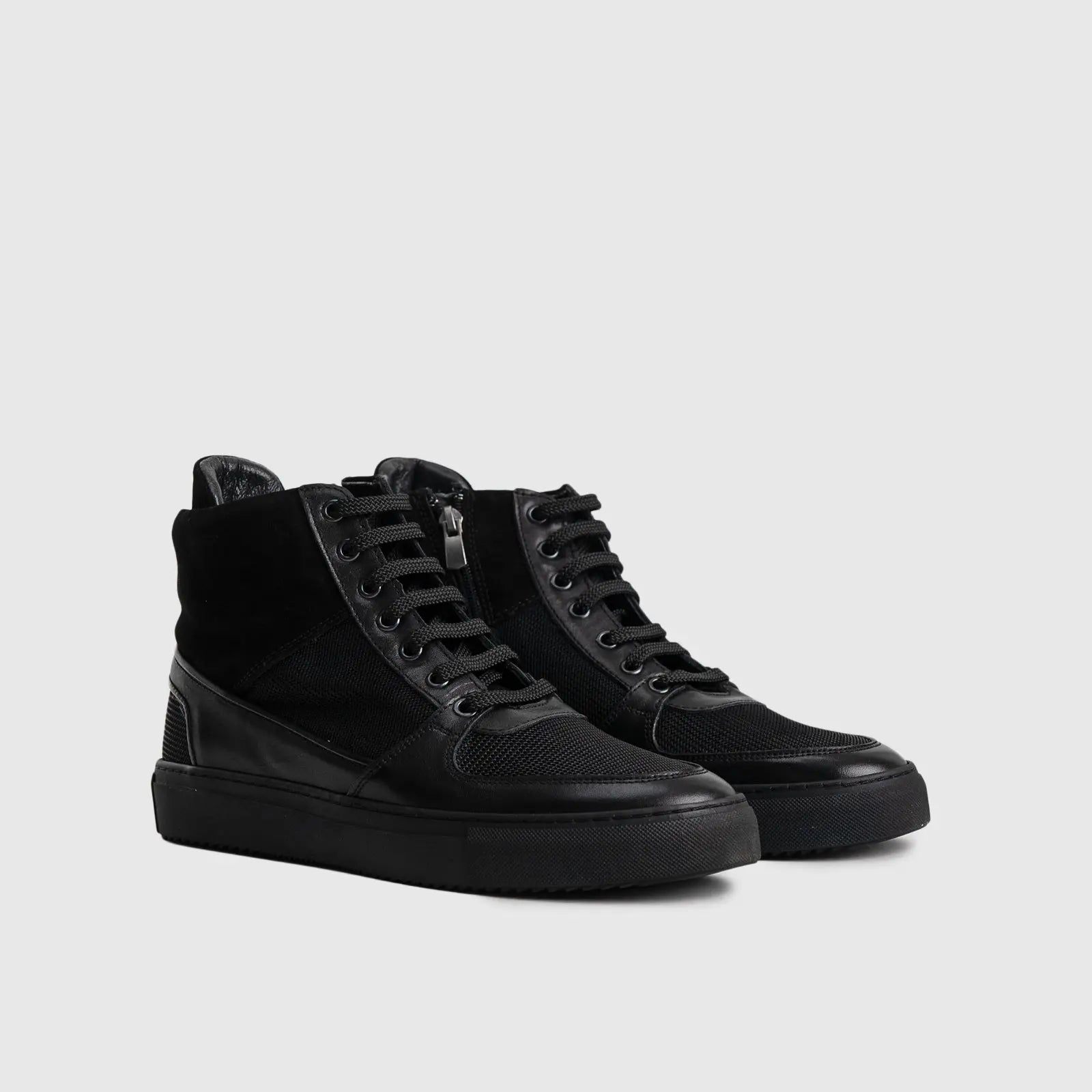 Statement Hi Top Sneakers 5024