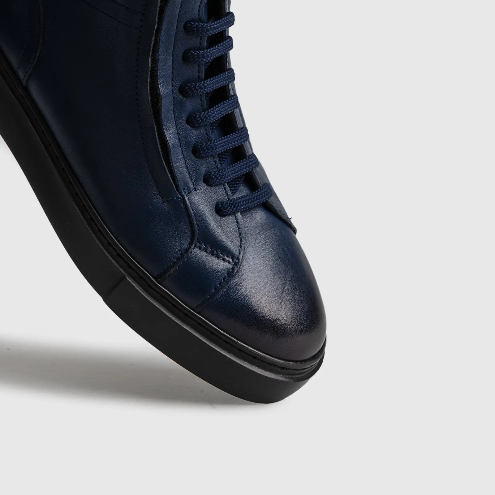 Statement Hi Top Sneakers 5077