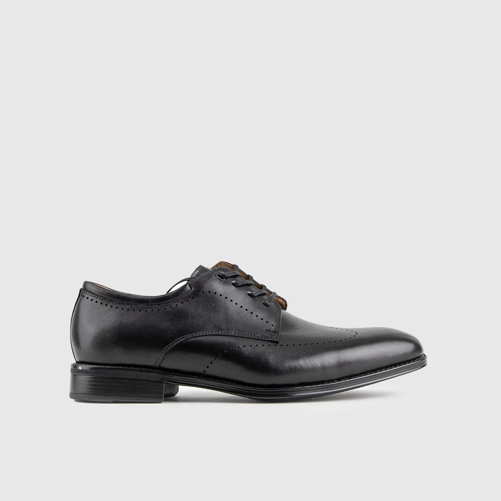 FLORSHEIM AMELIO PERF WING BLACK