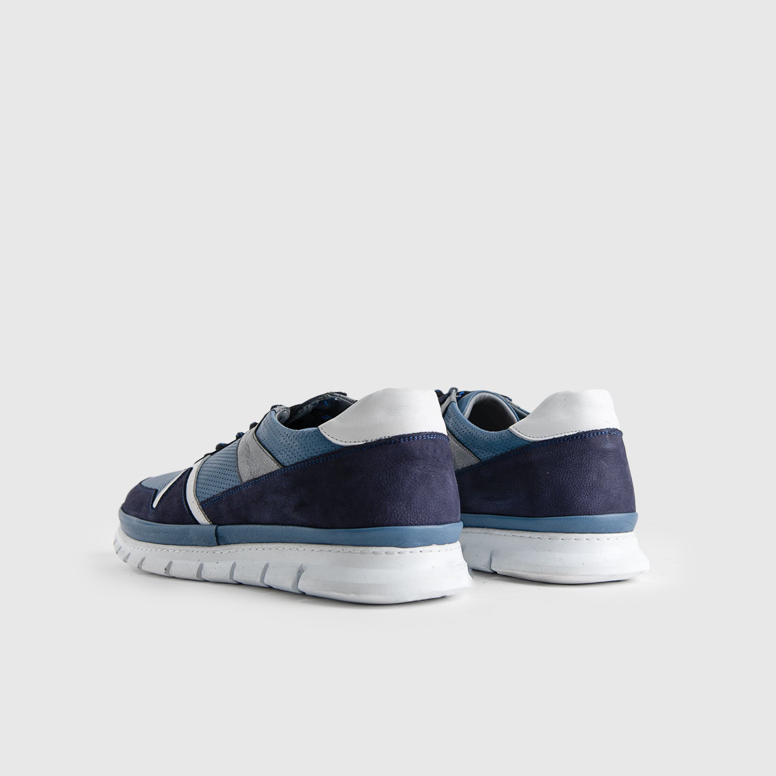 Casual Sneakers - 4382