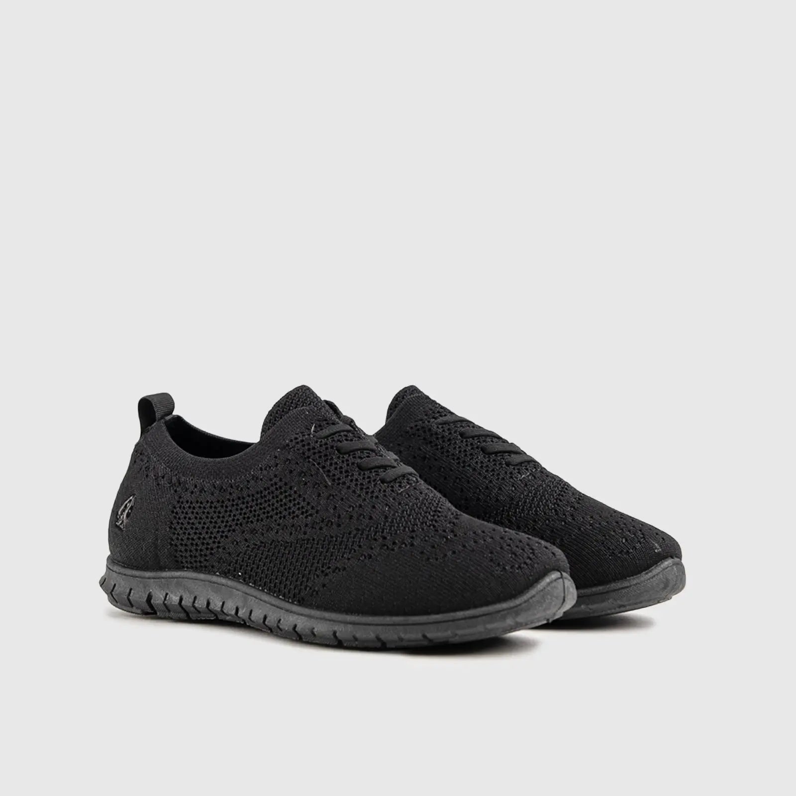 Soft Style Nanouk Slip On Casual Sneaker Black 01379
