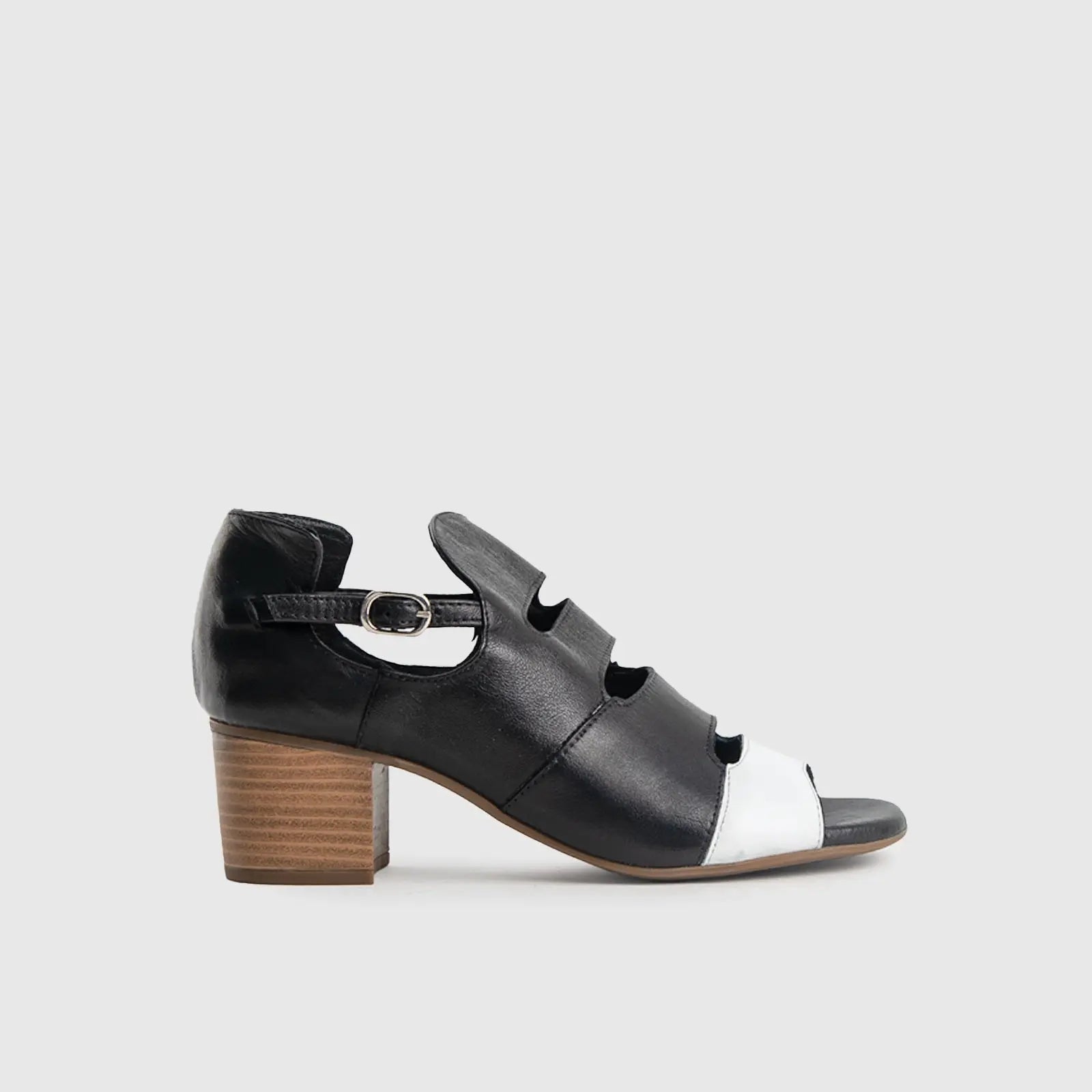 Comfort Block Heel Sandal Black/White 8428