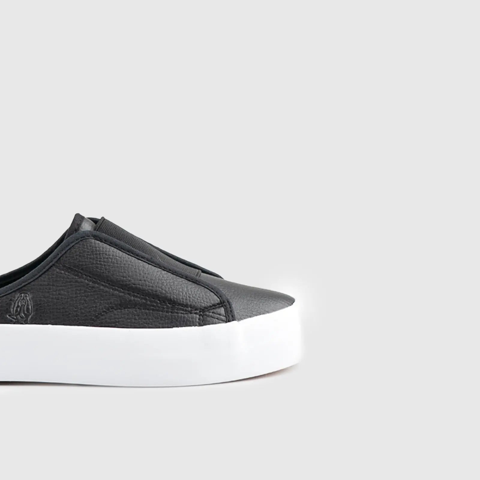 Soft Style Forbi Open Back Sneaker Black 01400