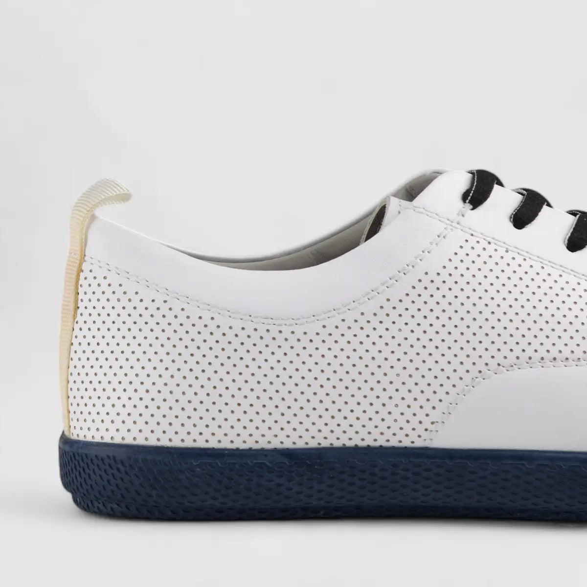 Bulletti Lace Up Sneaker White 152-15044