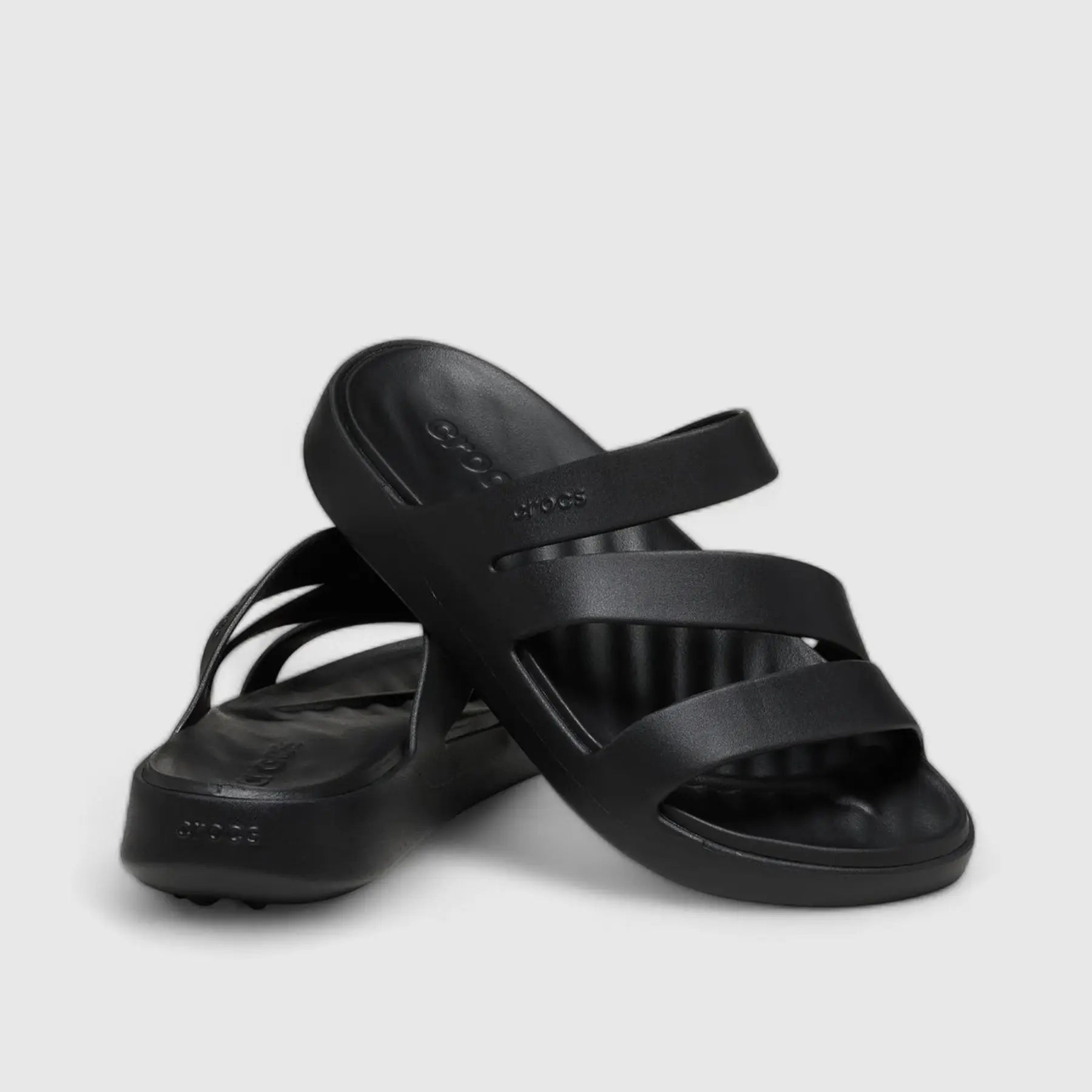 Getaway Strappy Black 209587