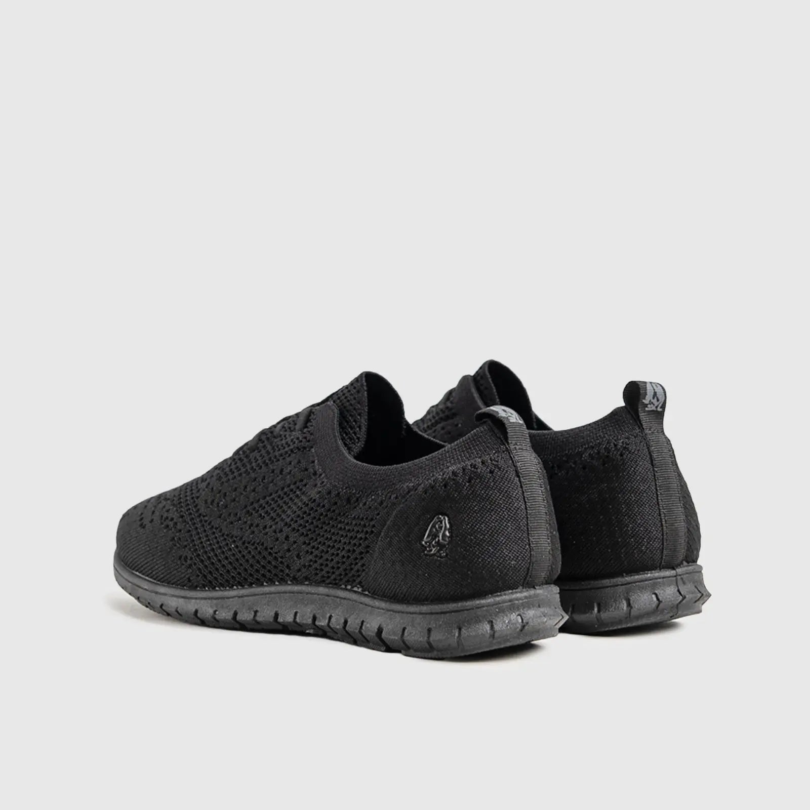 Soft Style Nanouk Slip On Casual Sneaker Black 01379