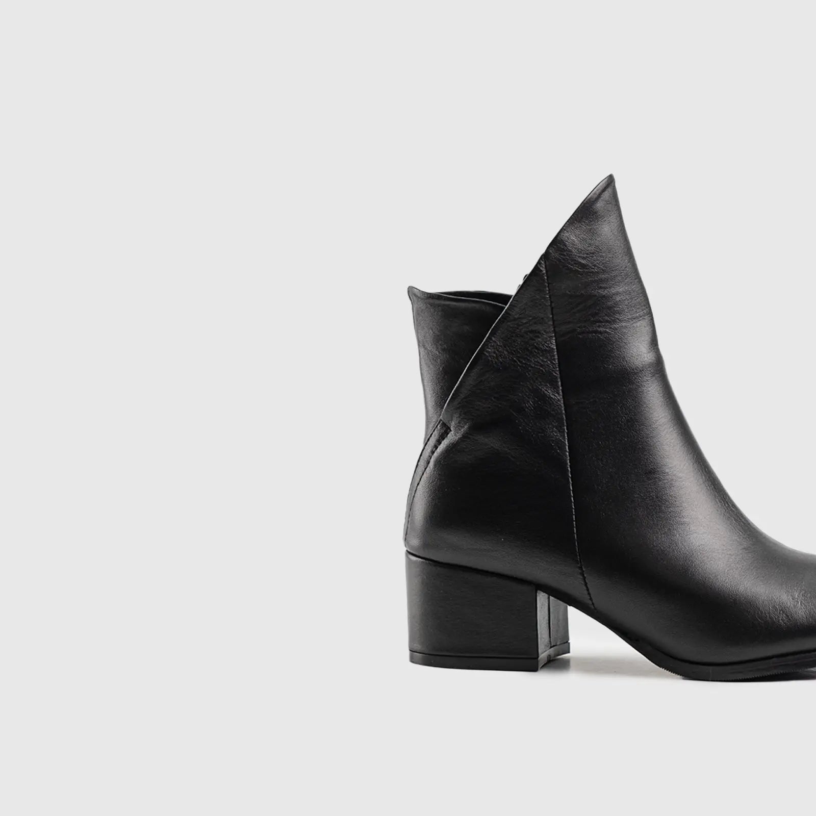 Leather Ankle Boots 4099