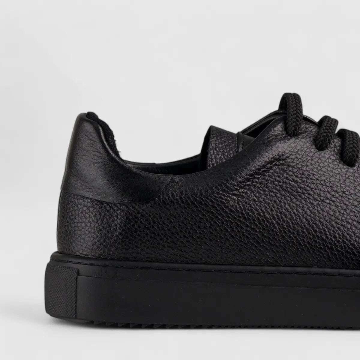 Formales Lace Up Leather Sneaker Black 4289