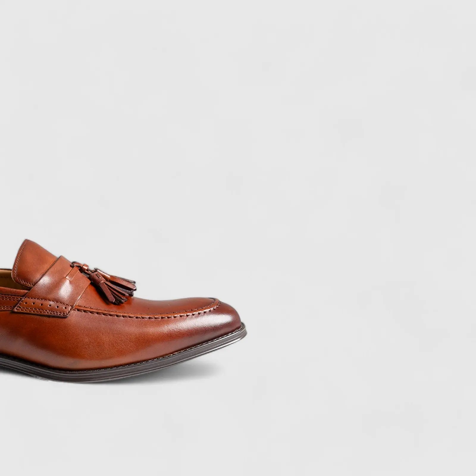 Amelio Tassel Slip On Tan