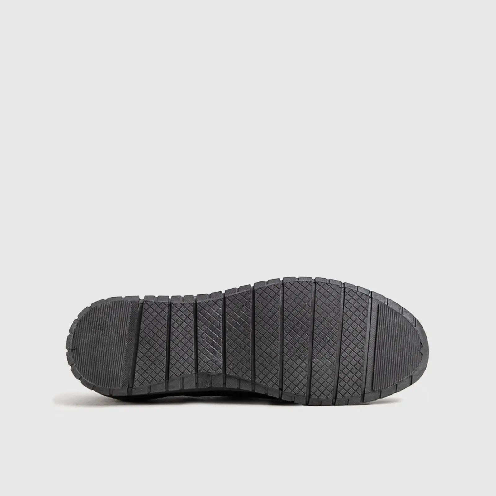 Soft Style Nanouk Slip On Casual Sneaker Black 01379