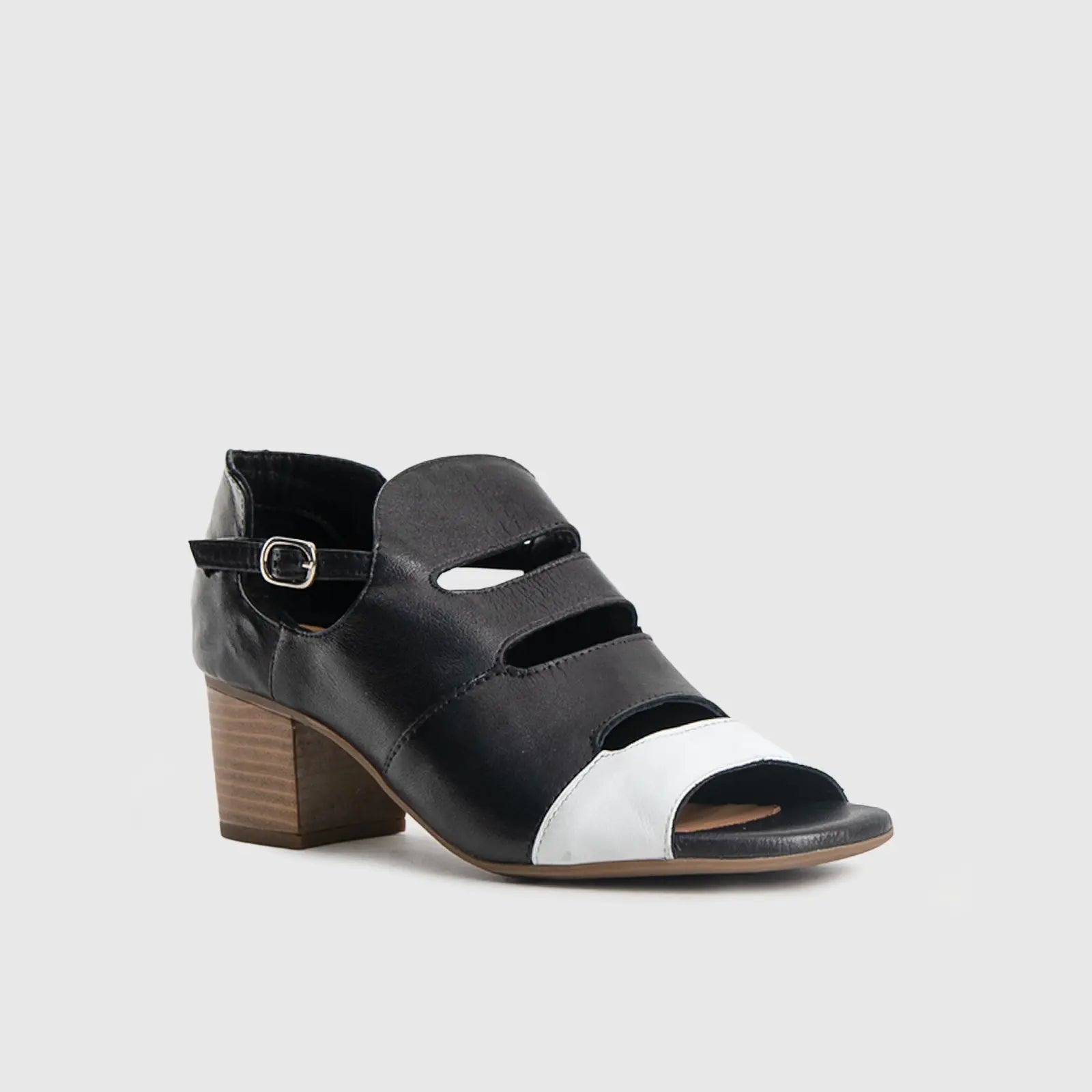 Comfort Block Heel Sandal Black/White 8428