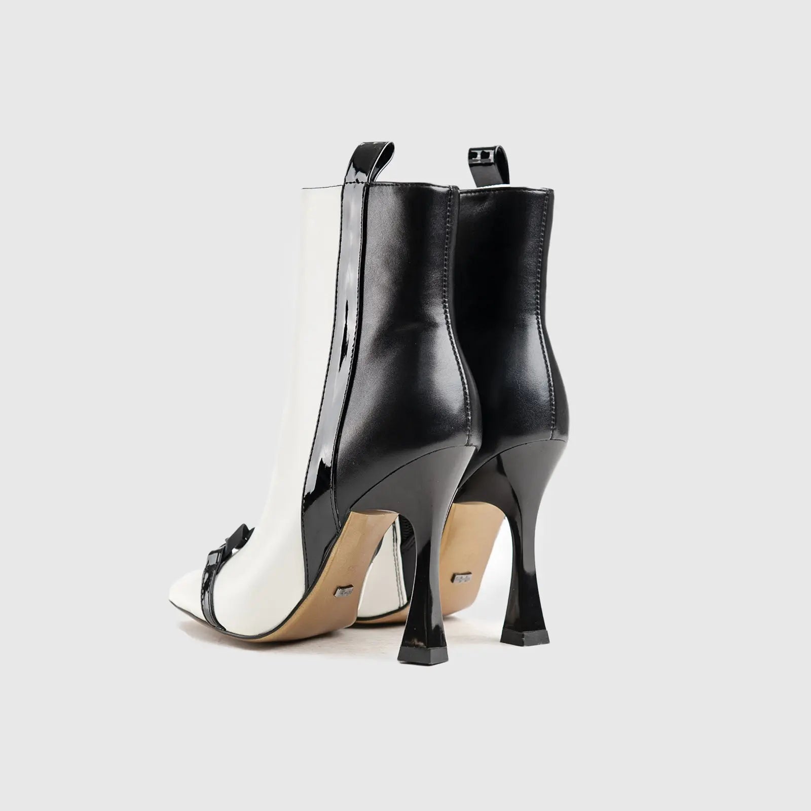 Dress Ankle Boots Black/White Car019