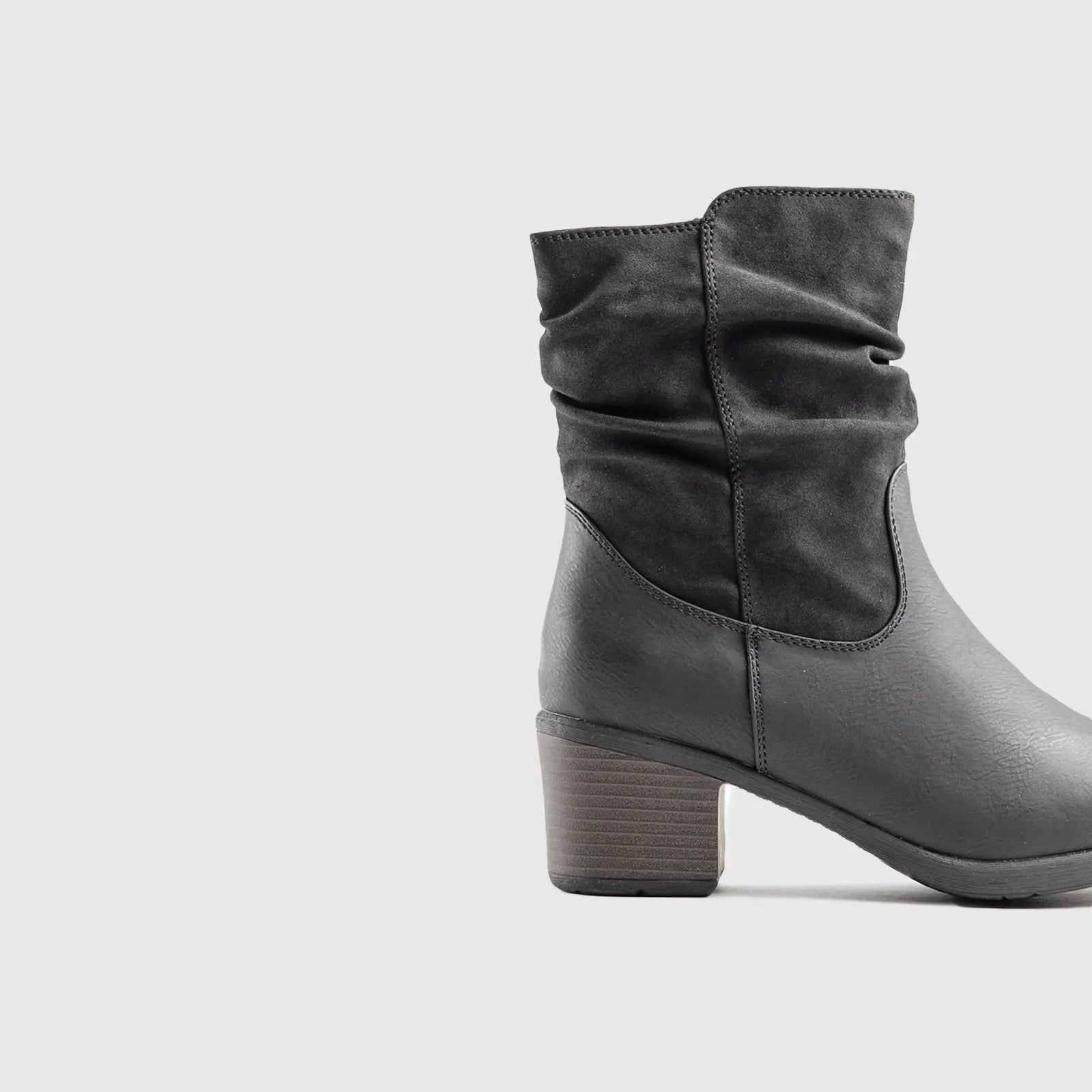 Soft Style Willow Ankle Boot Black 00311