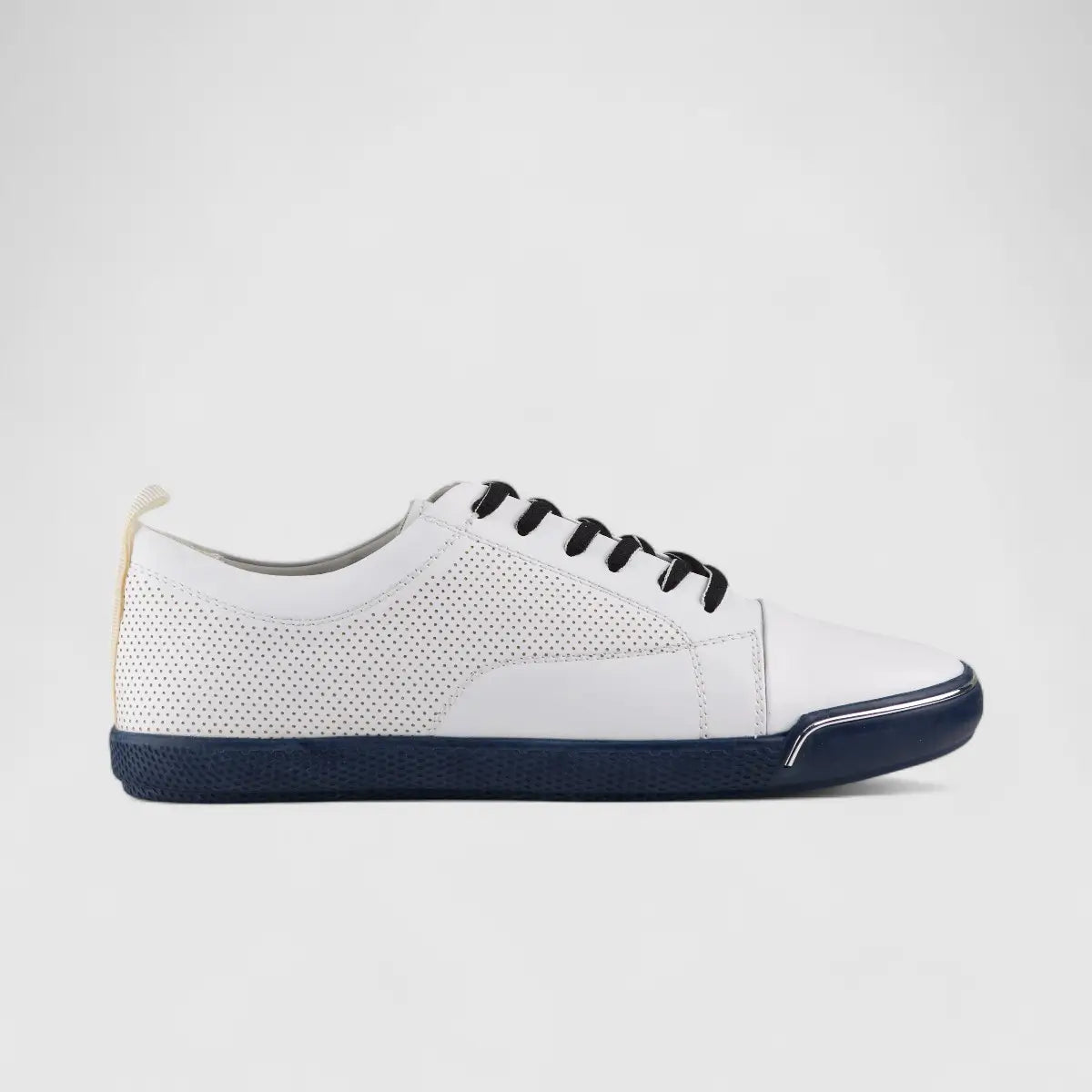 Bulletti Lace Up Sneaker White 152-15044