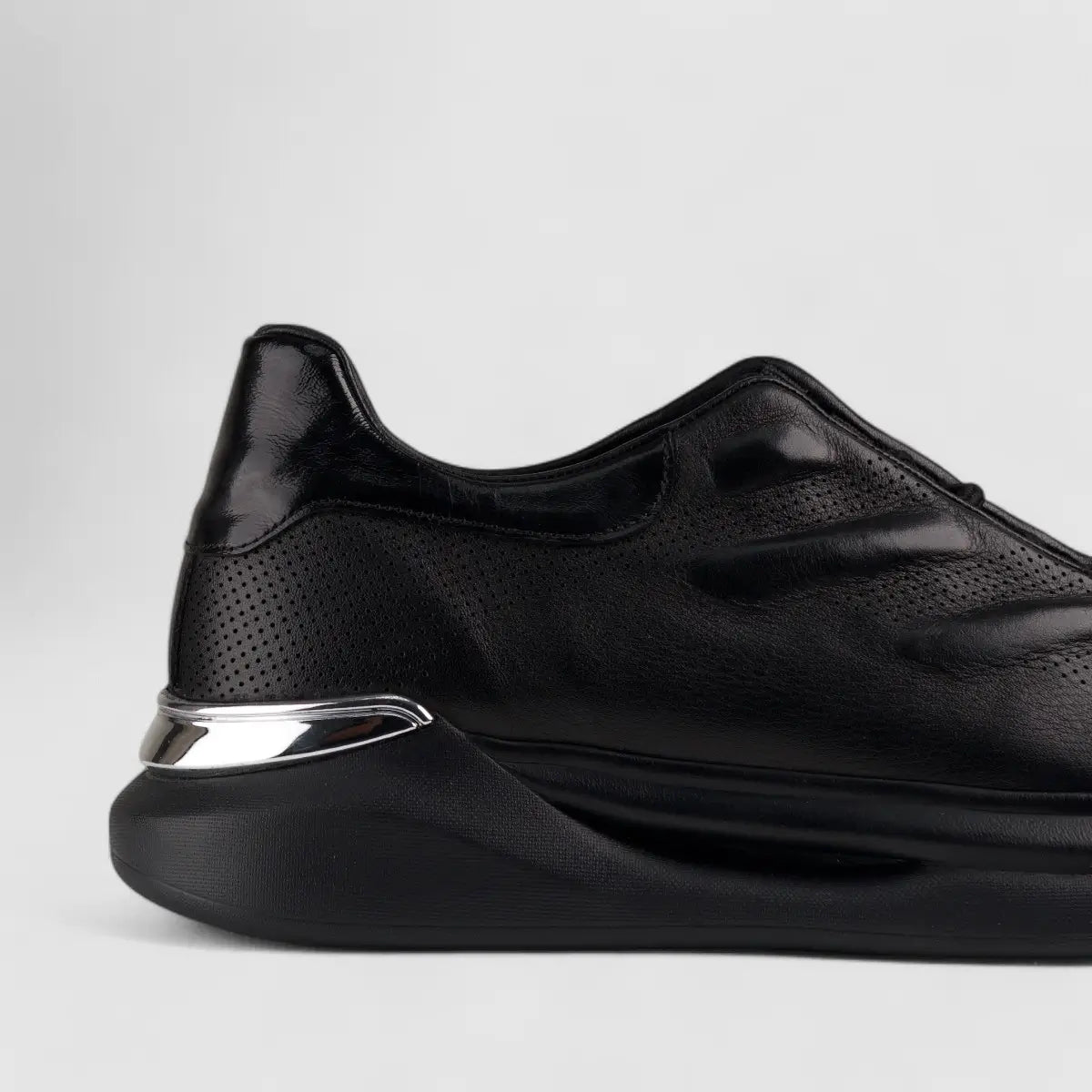 Bulletti Lace Up Sneaker Black 152-17387