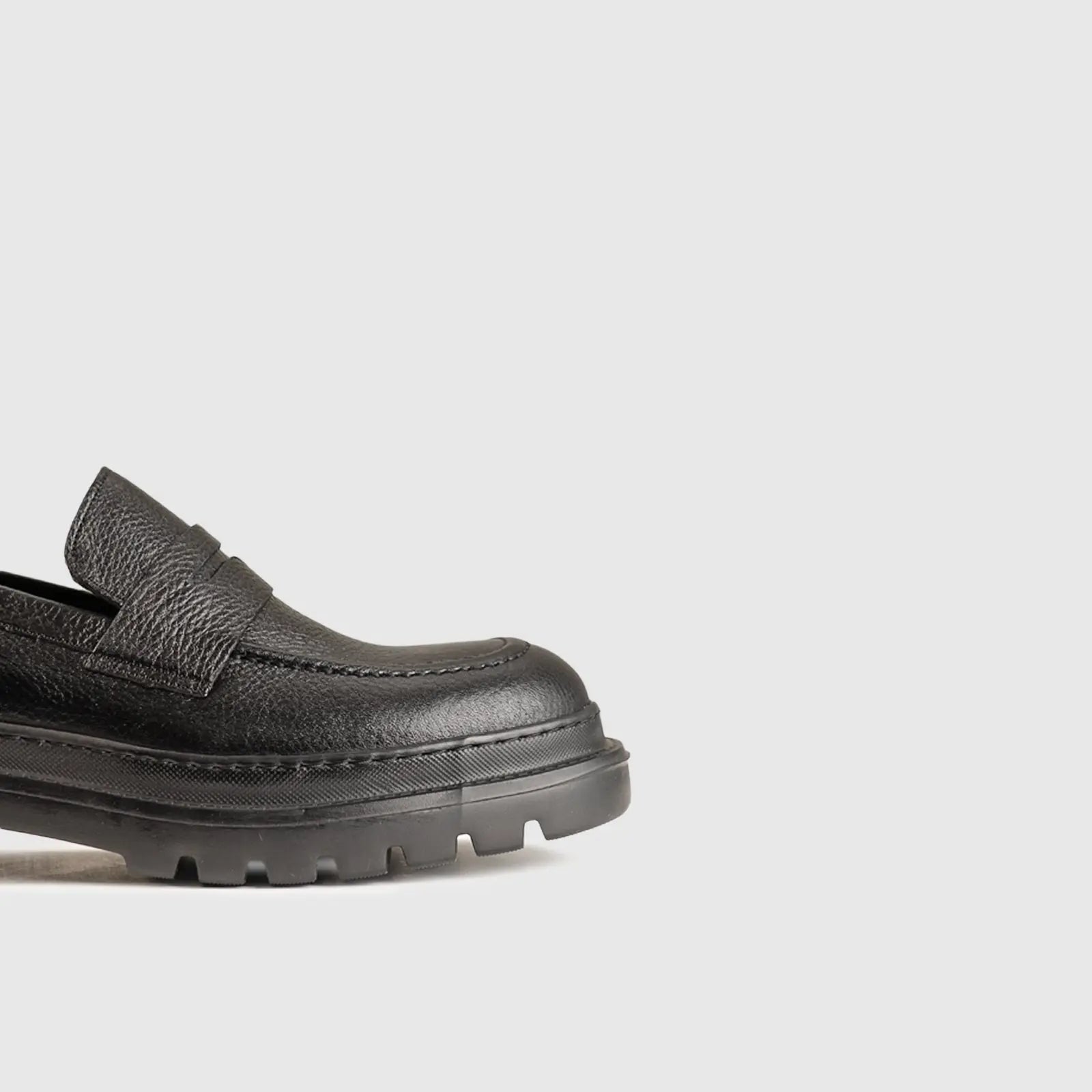 Chunky Sole Dress Loafers Black Pebble 2305