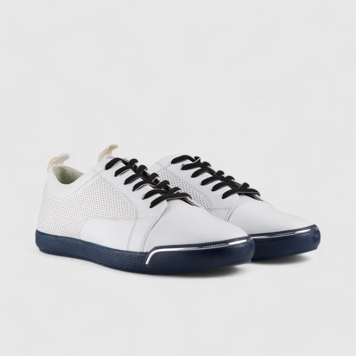 Bulletti Lace Up Sneaker White 152-15044