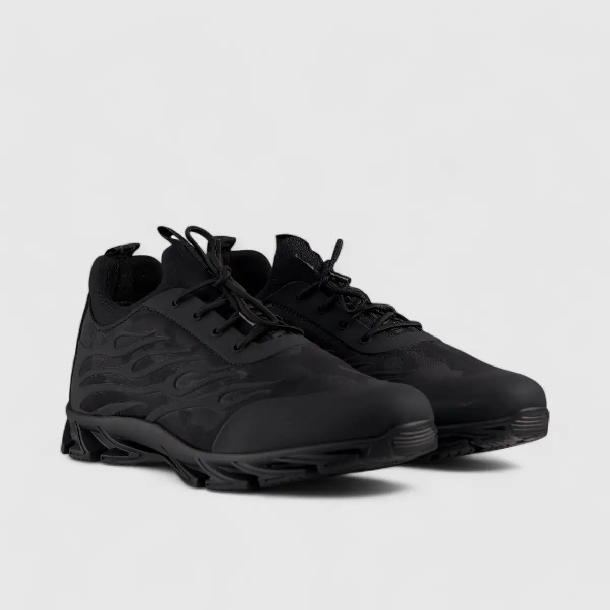 Bulletti Lace Up Sneaker Black 152-03259