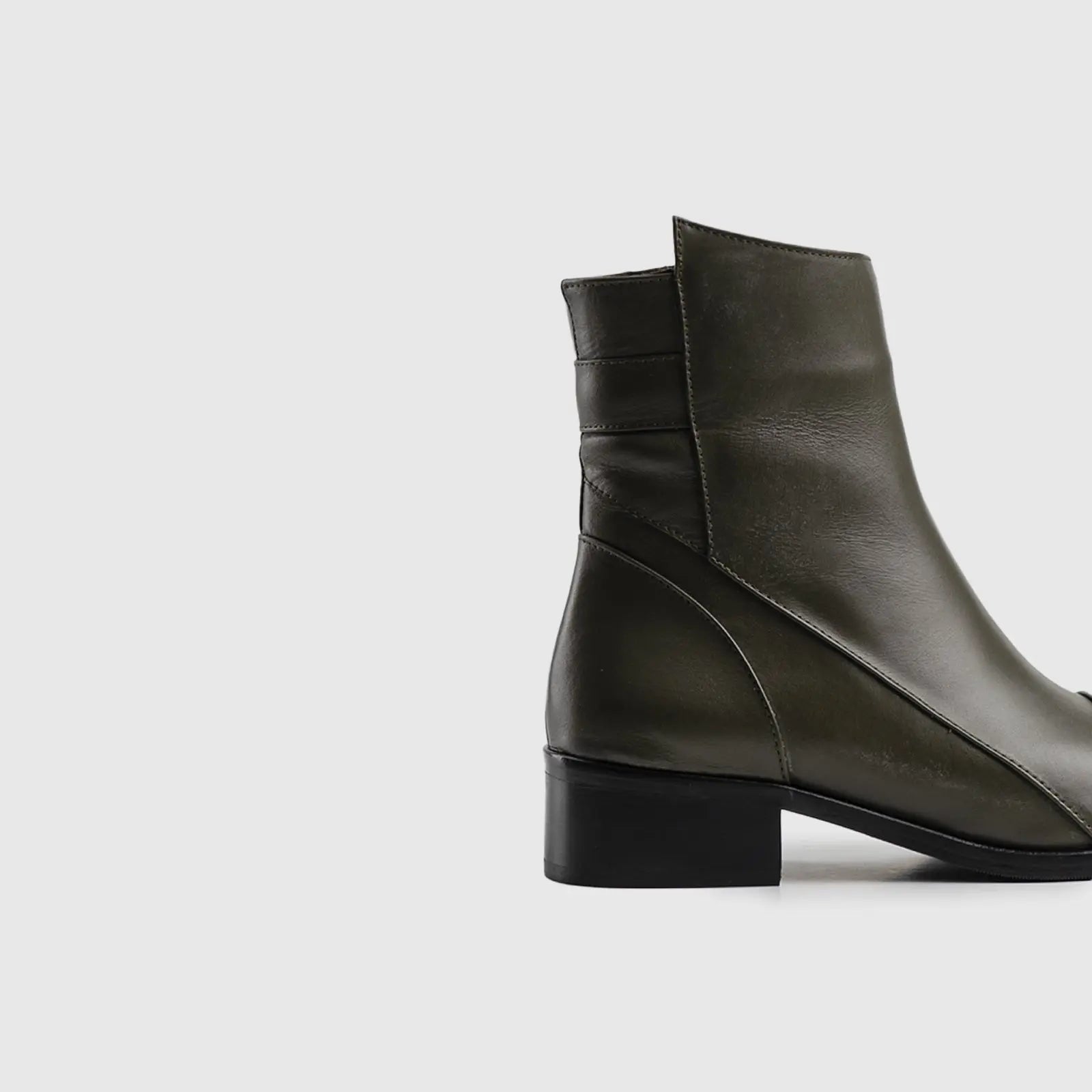 Leather Ankle Boots 11098