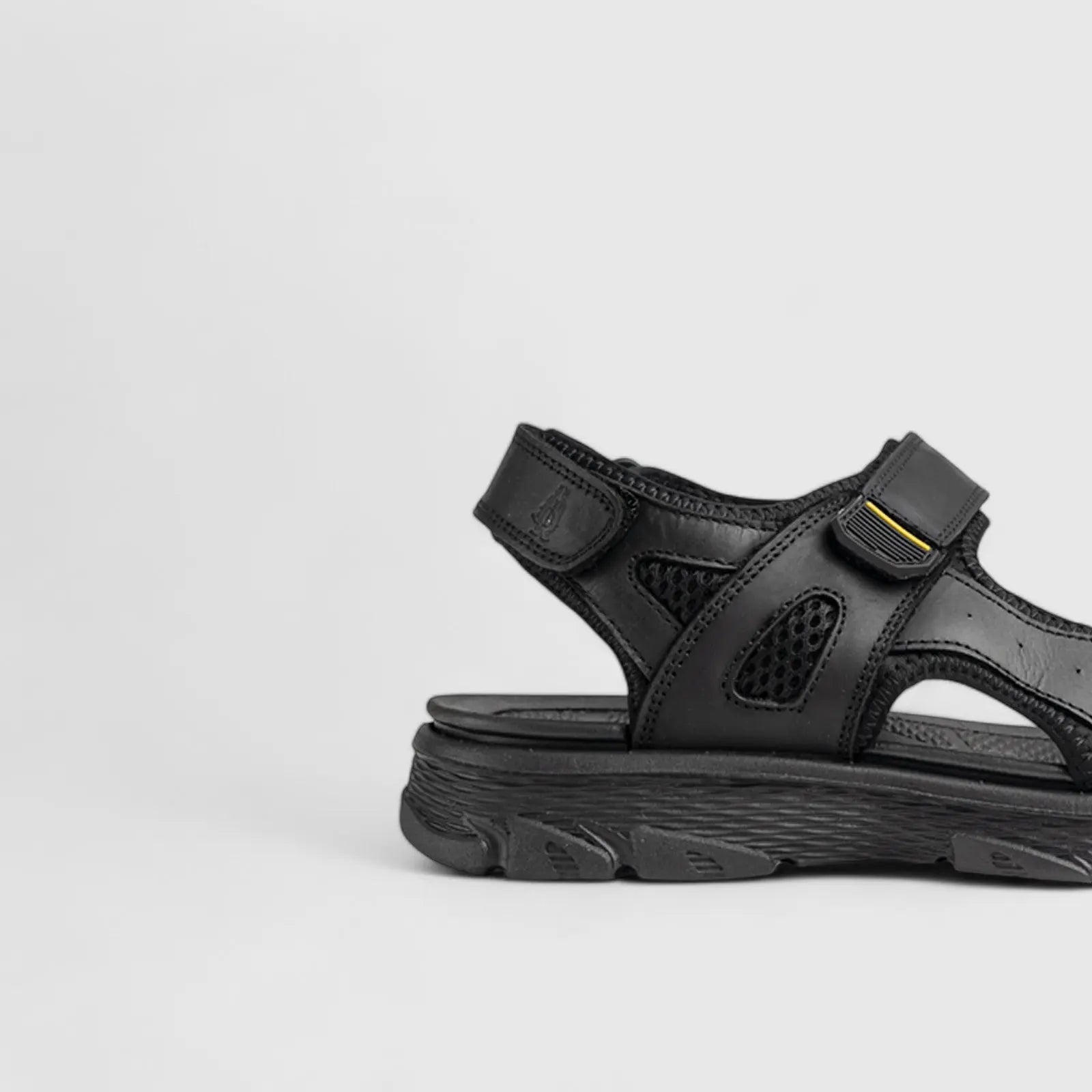 Harvie Comfort Strap Sandal Black 00877