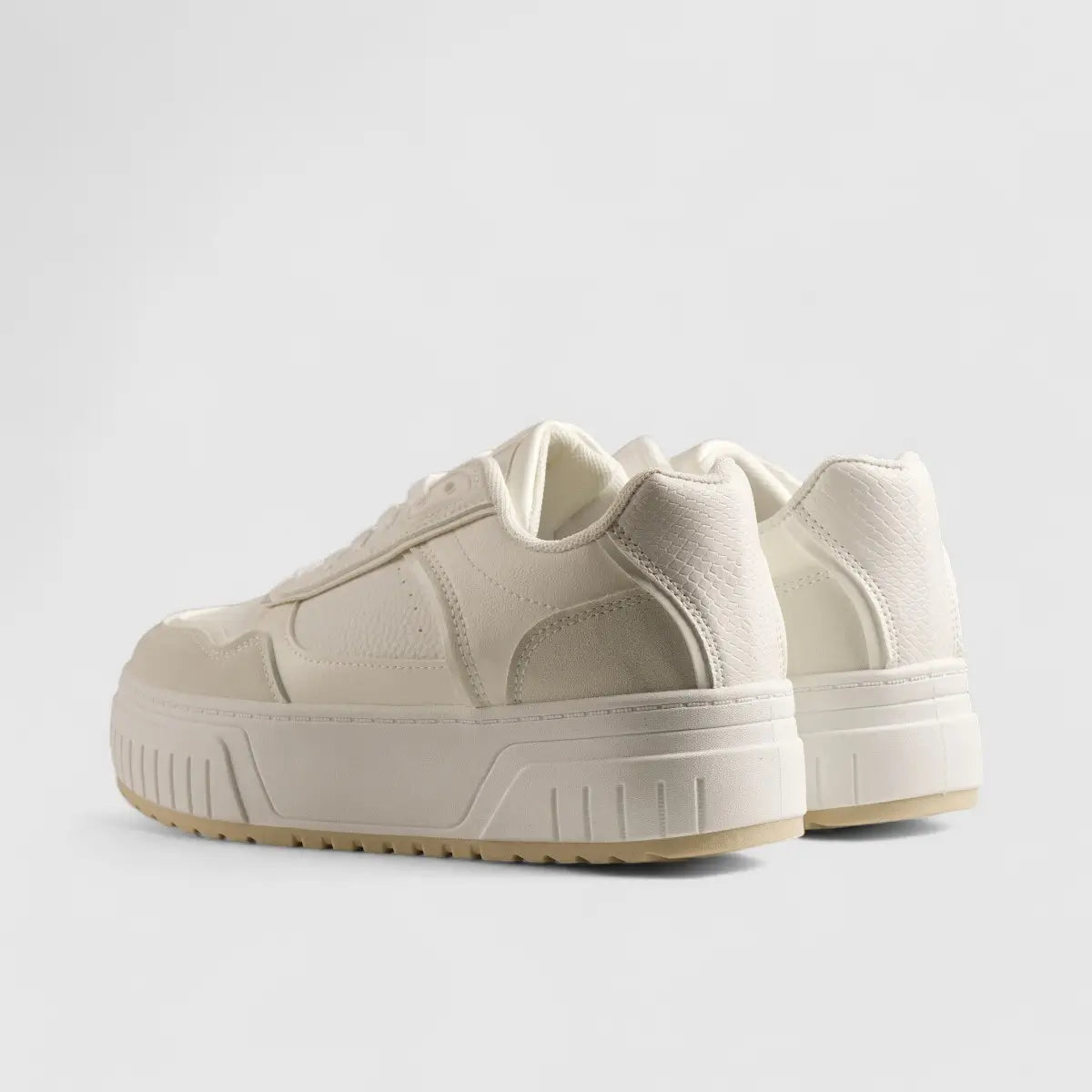 K7 Jody Platform White