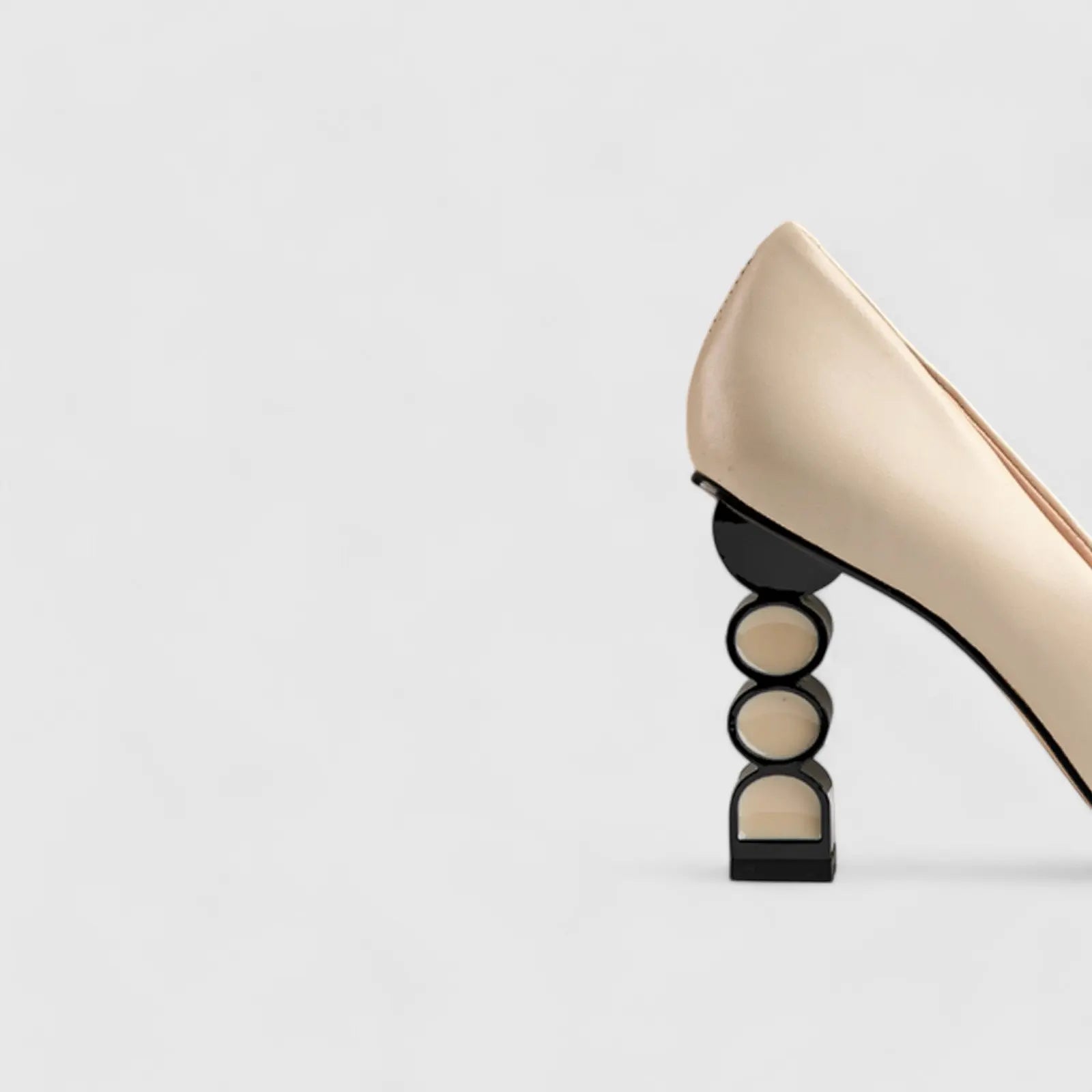 Dress Court Heel Beige/Black 9649