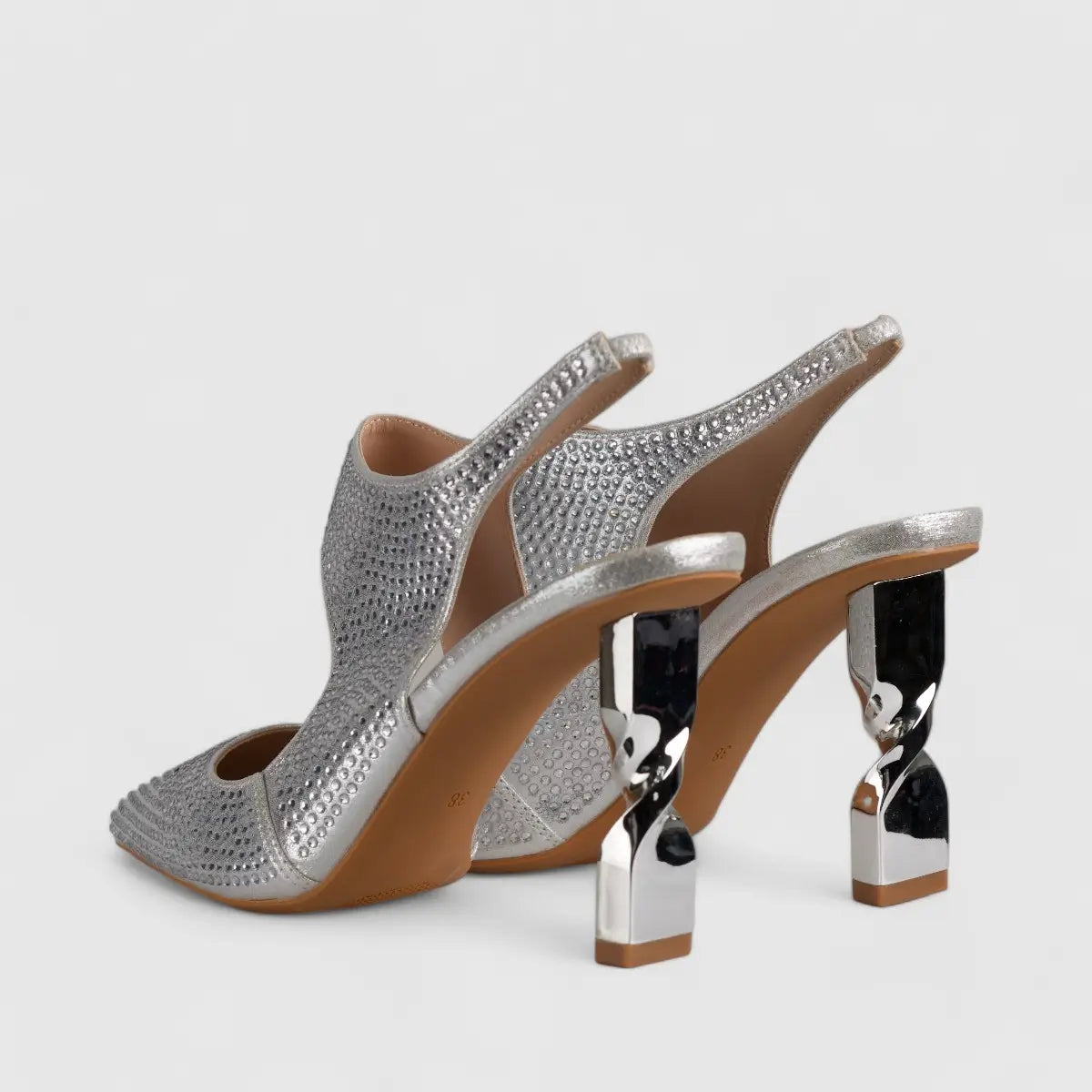 Bulbul Evening Court Shoe Silver  LI001