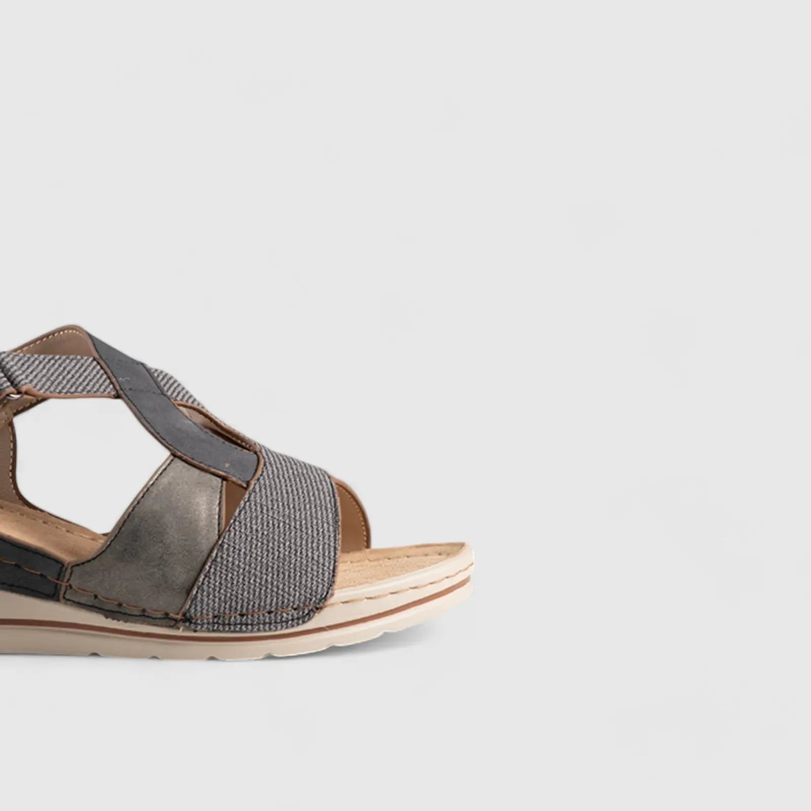 Soft Style Lenny Wedge Sandal Navy 01487