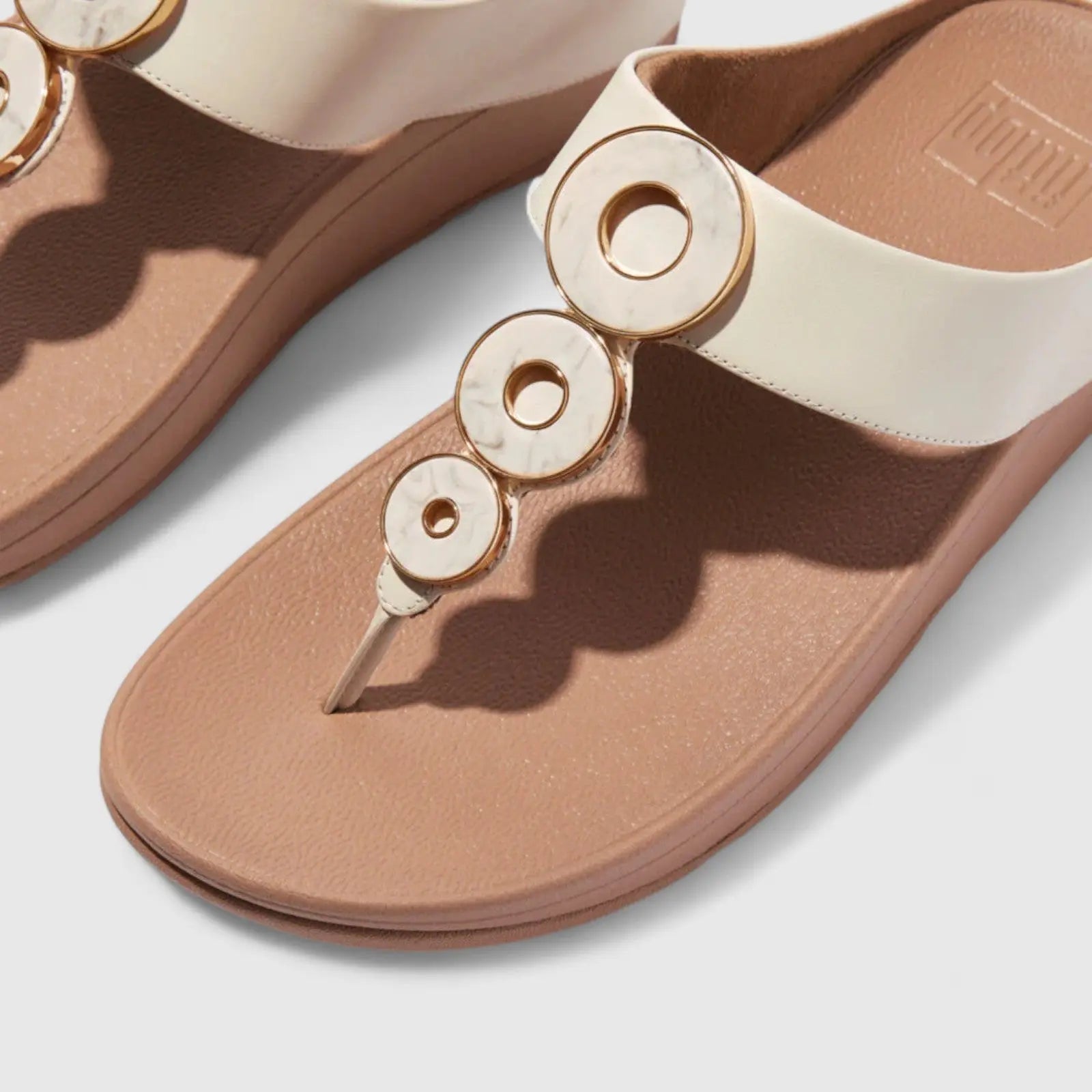 Fit Flops Fino Resin Hoop Beige  IB8-A99