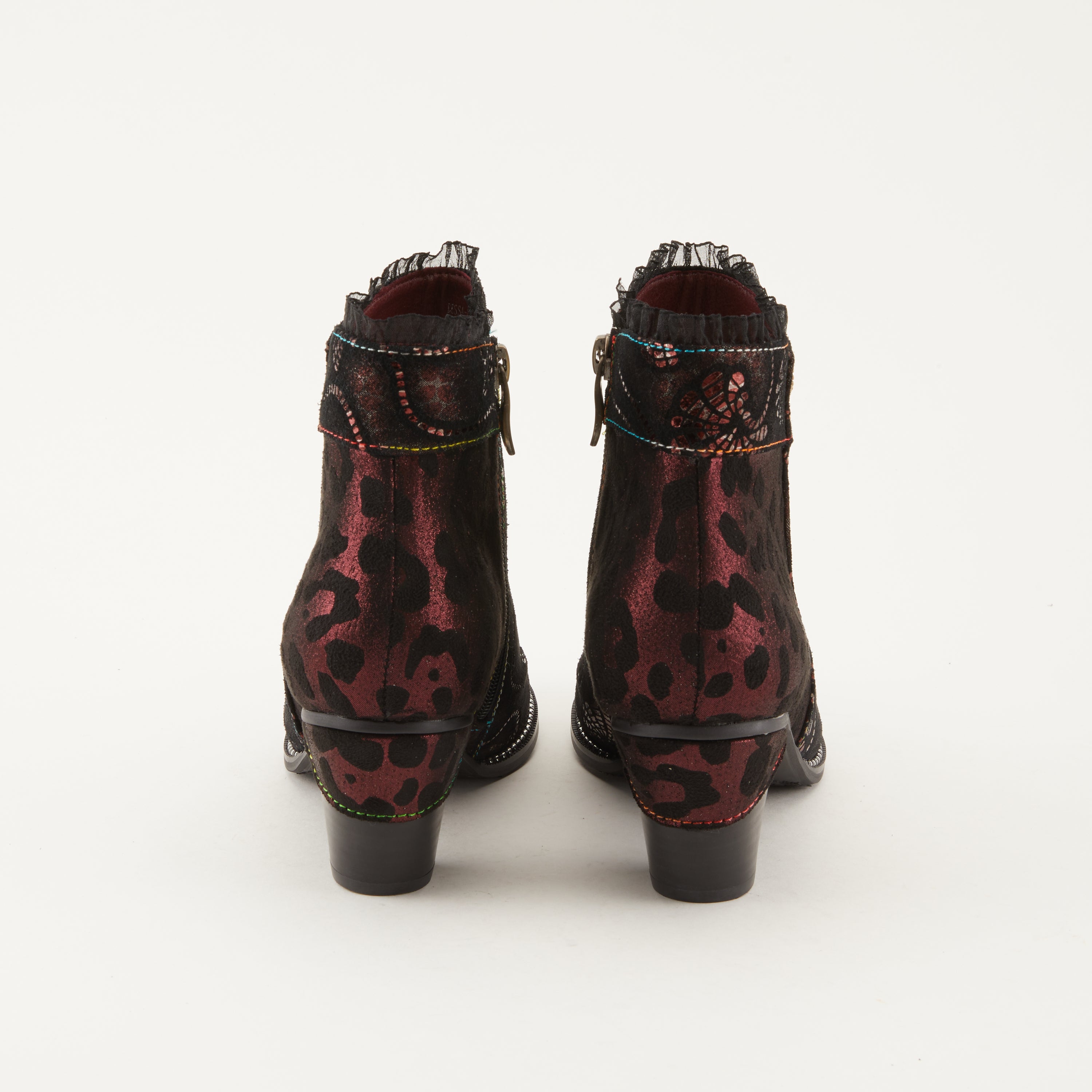L'ARTISTE DESSA BOOTIE