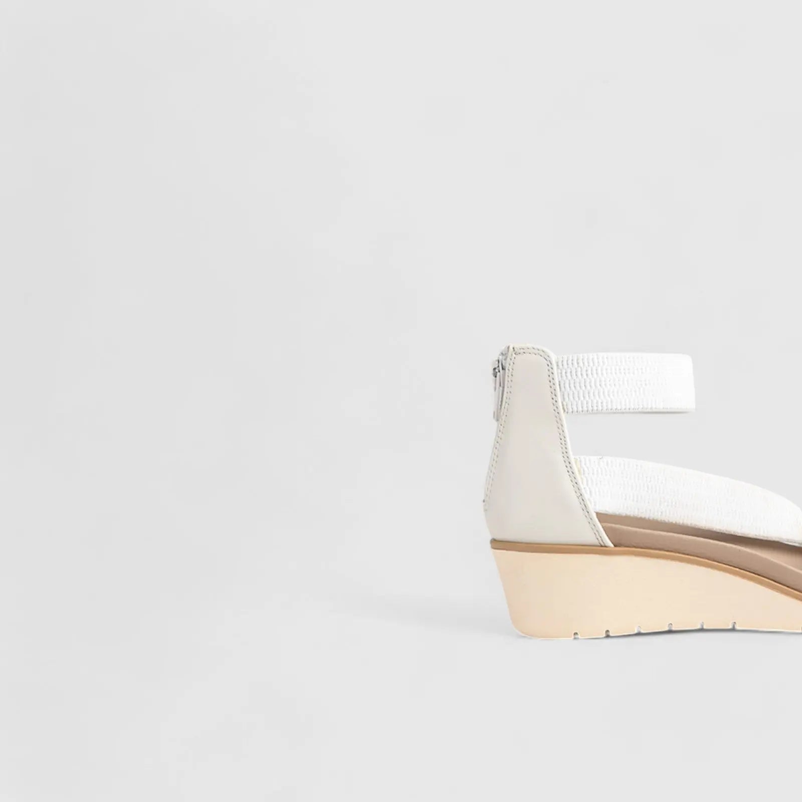 Willows Comfort Wedge Sandal White 01371