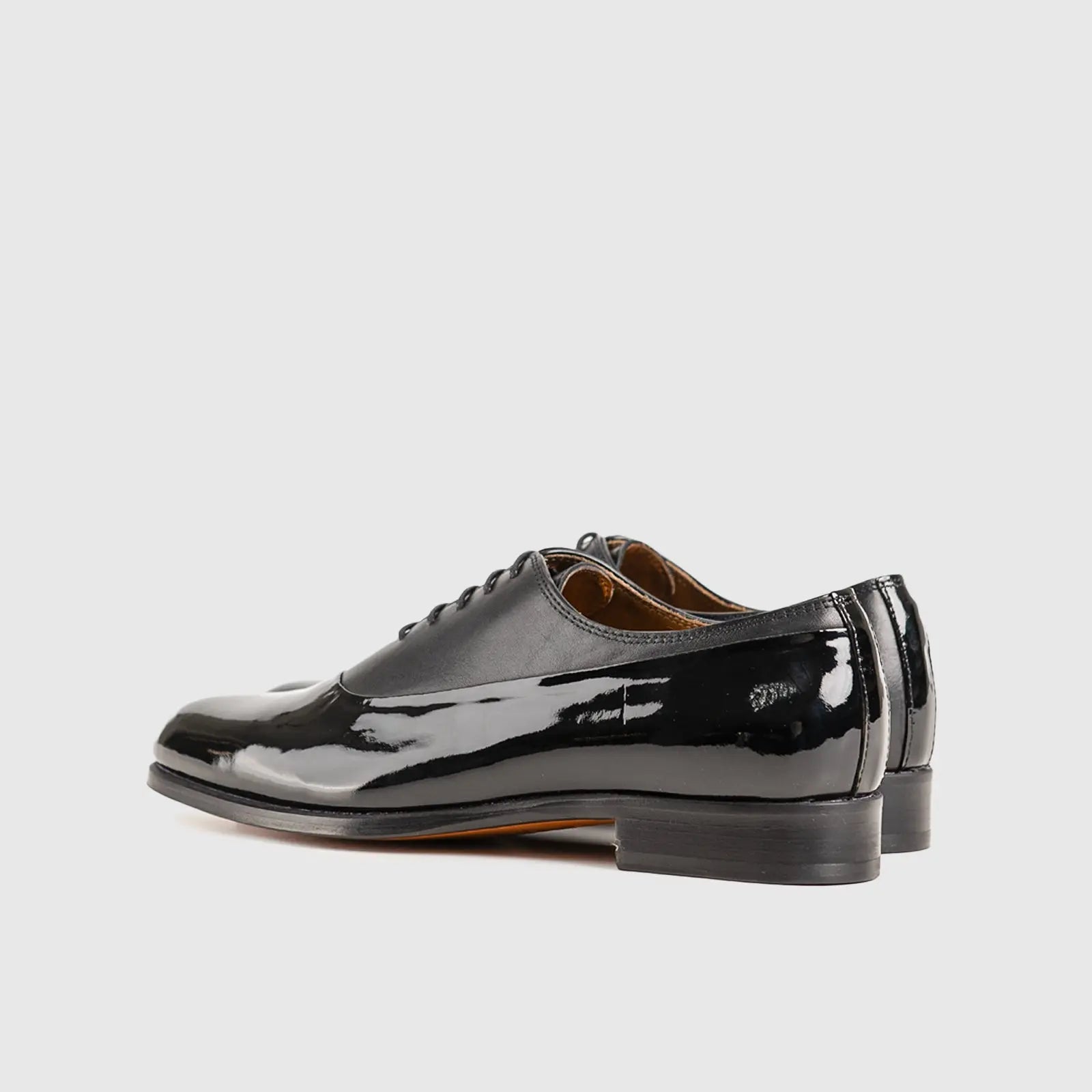 Dress Oxfords B4401 Black Patent/Leather