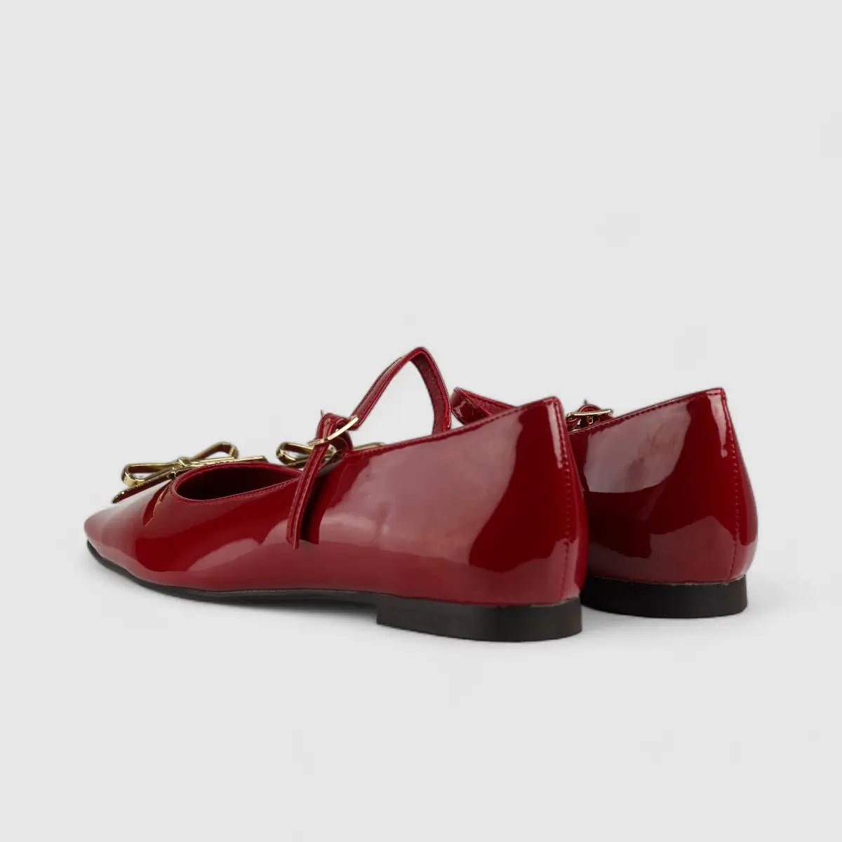 Bulbul Pump Red CAR5022