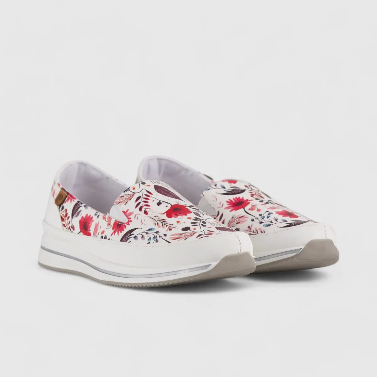 PC Comfort A Cut Pump White Floral 10596