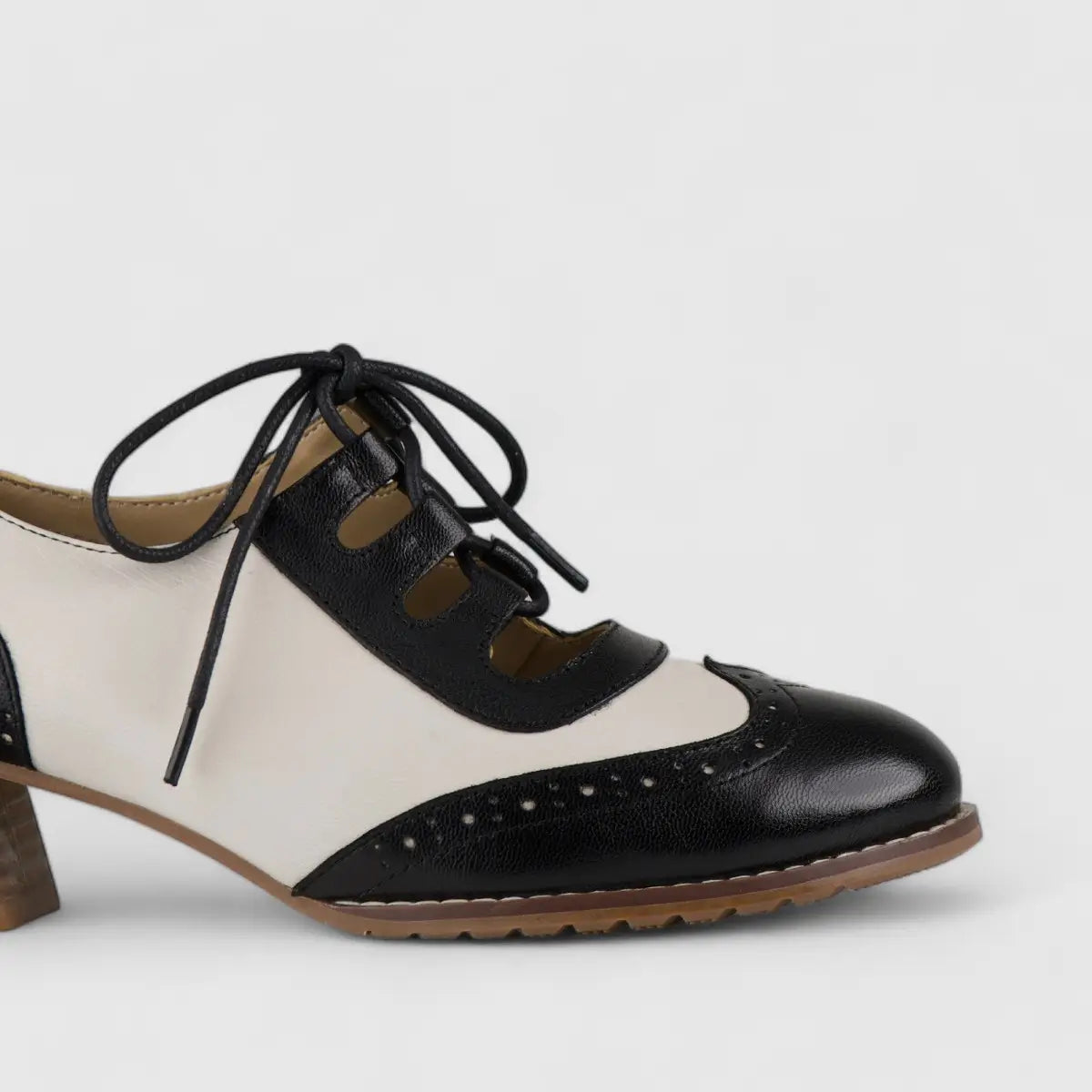 Bulbul Leather Oxford Brogue Black/White K058-8