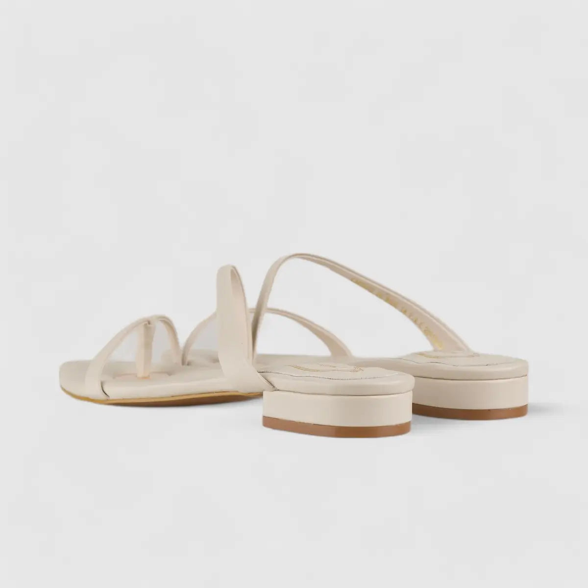 Bulbul Flat Sandal Off White Car5002