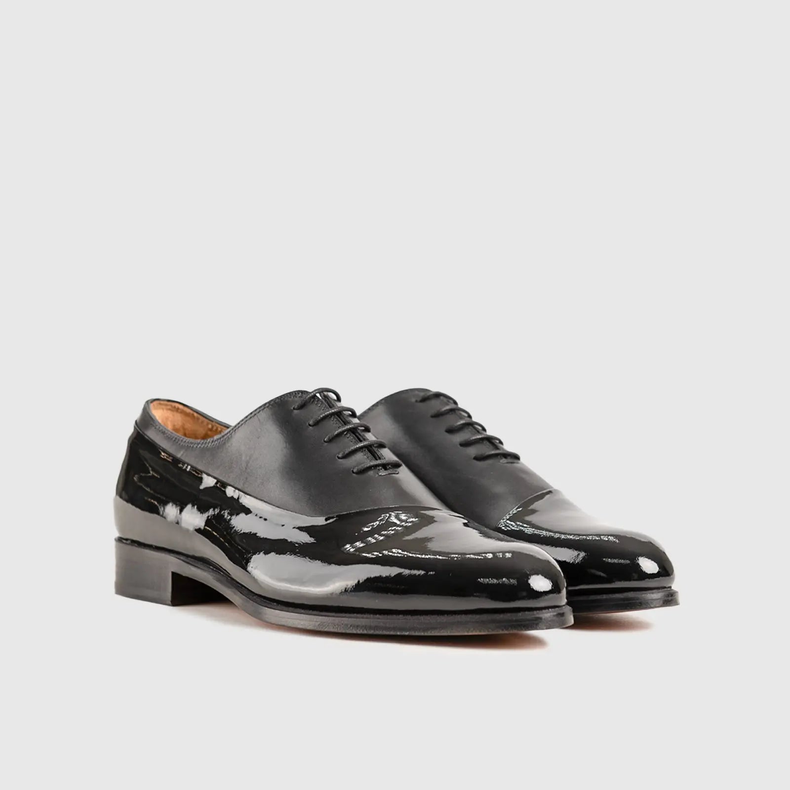 Dress Oxfords B4401 Black Patent/Leather