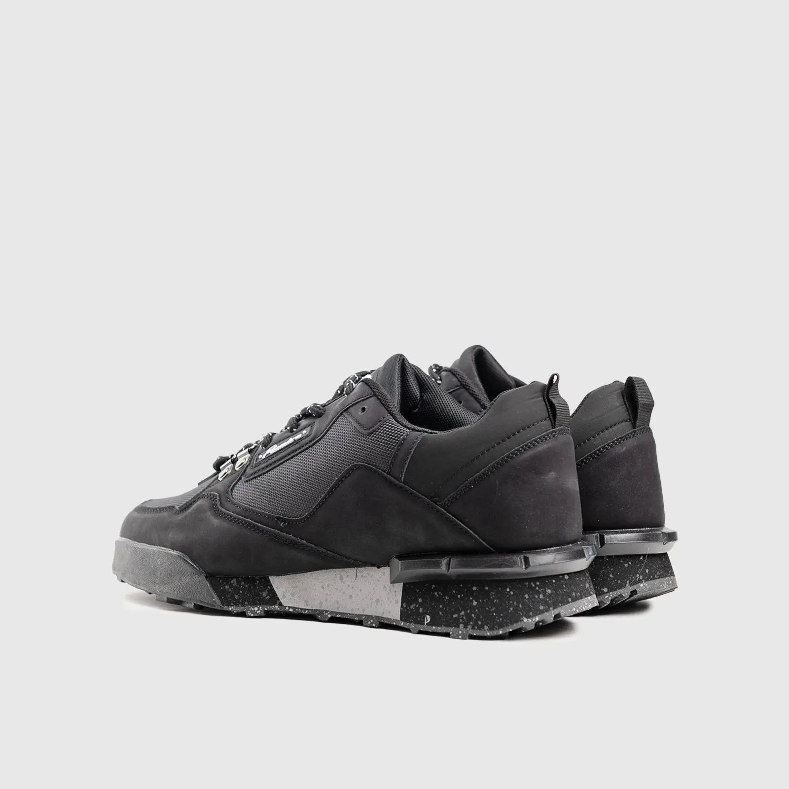 Ednado Mens Sneaker Black