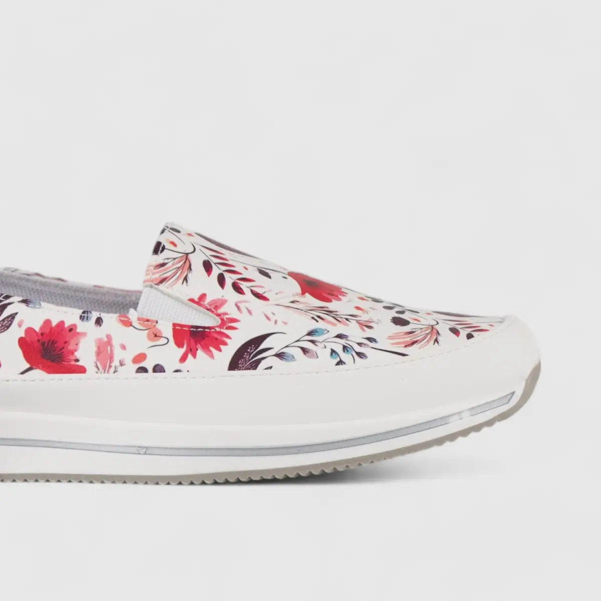 PC Comfort A Cut Pump White Floral 10596