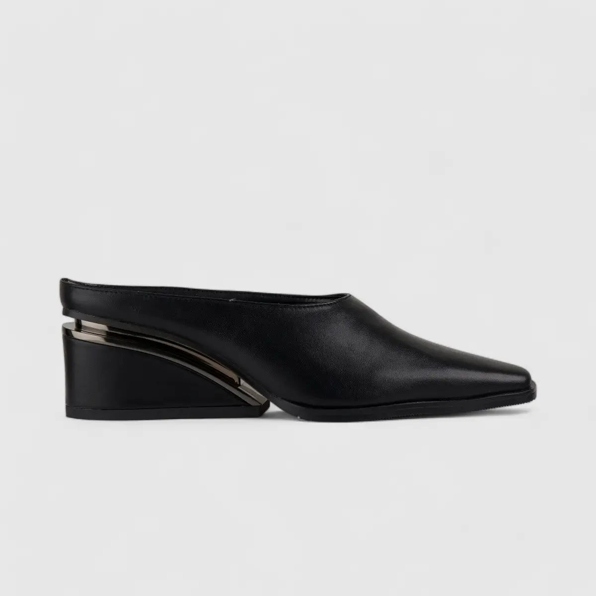 Bulbul Wedge Push In Black CAR5015